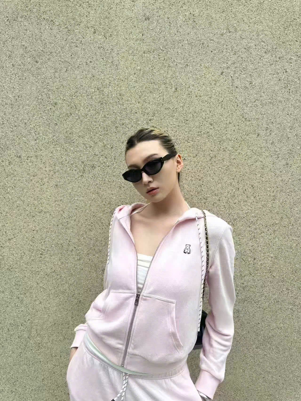  Quần nỉ hồng bo chun, dây rút trắng logo gấu (SET) 