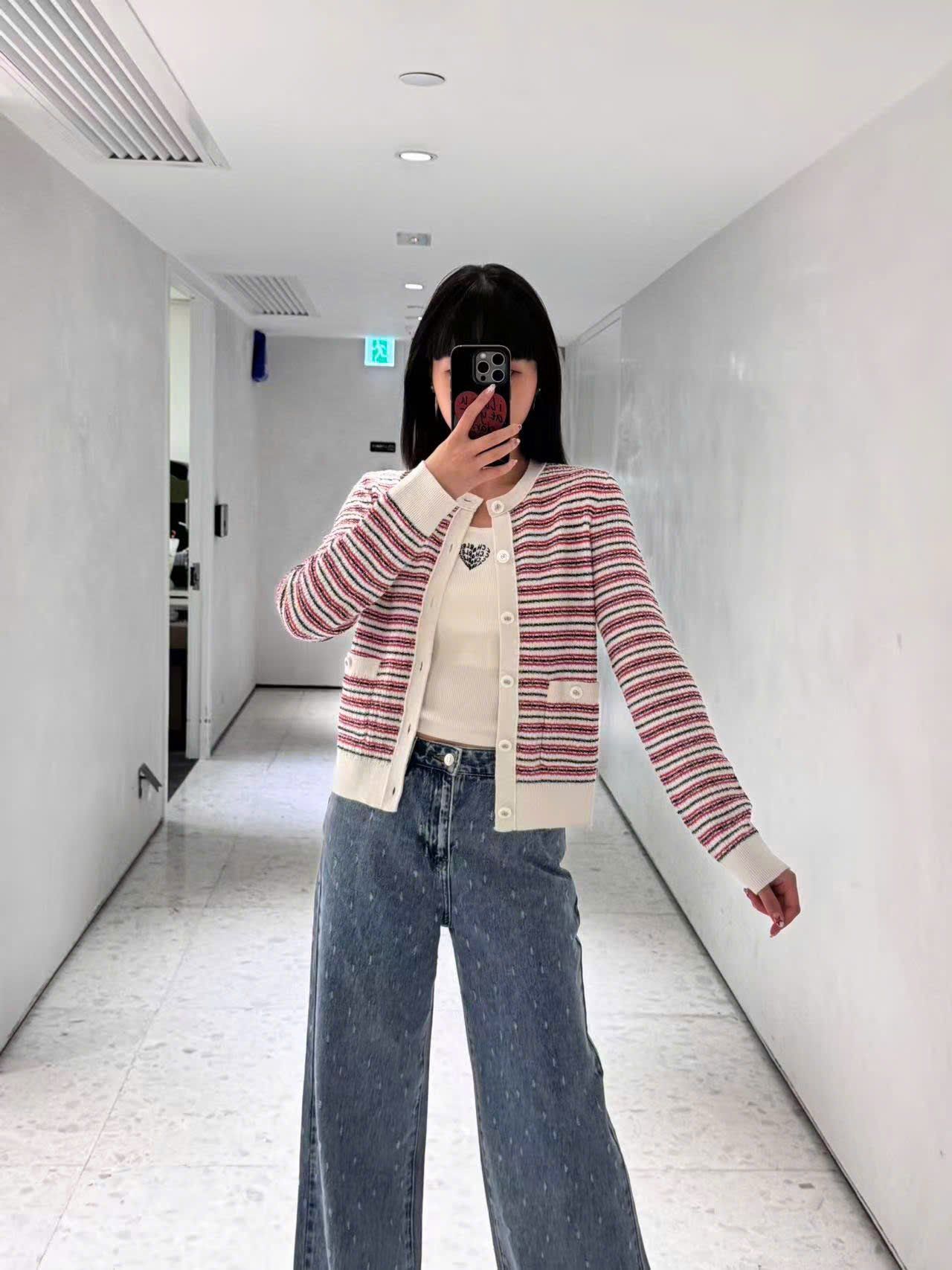  Áo CDG trẳng kẻ đỏ viền trắng 