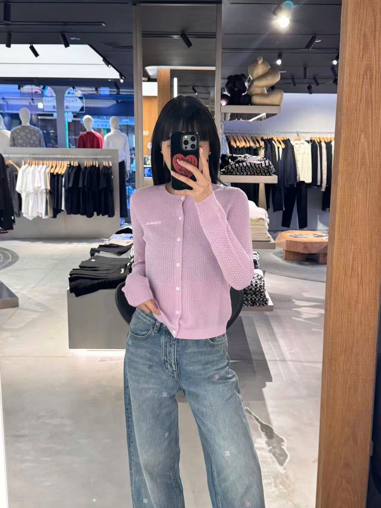  Áo CDG cotton hồng - chữ trắng 1 bên 