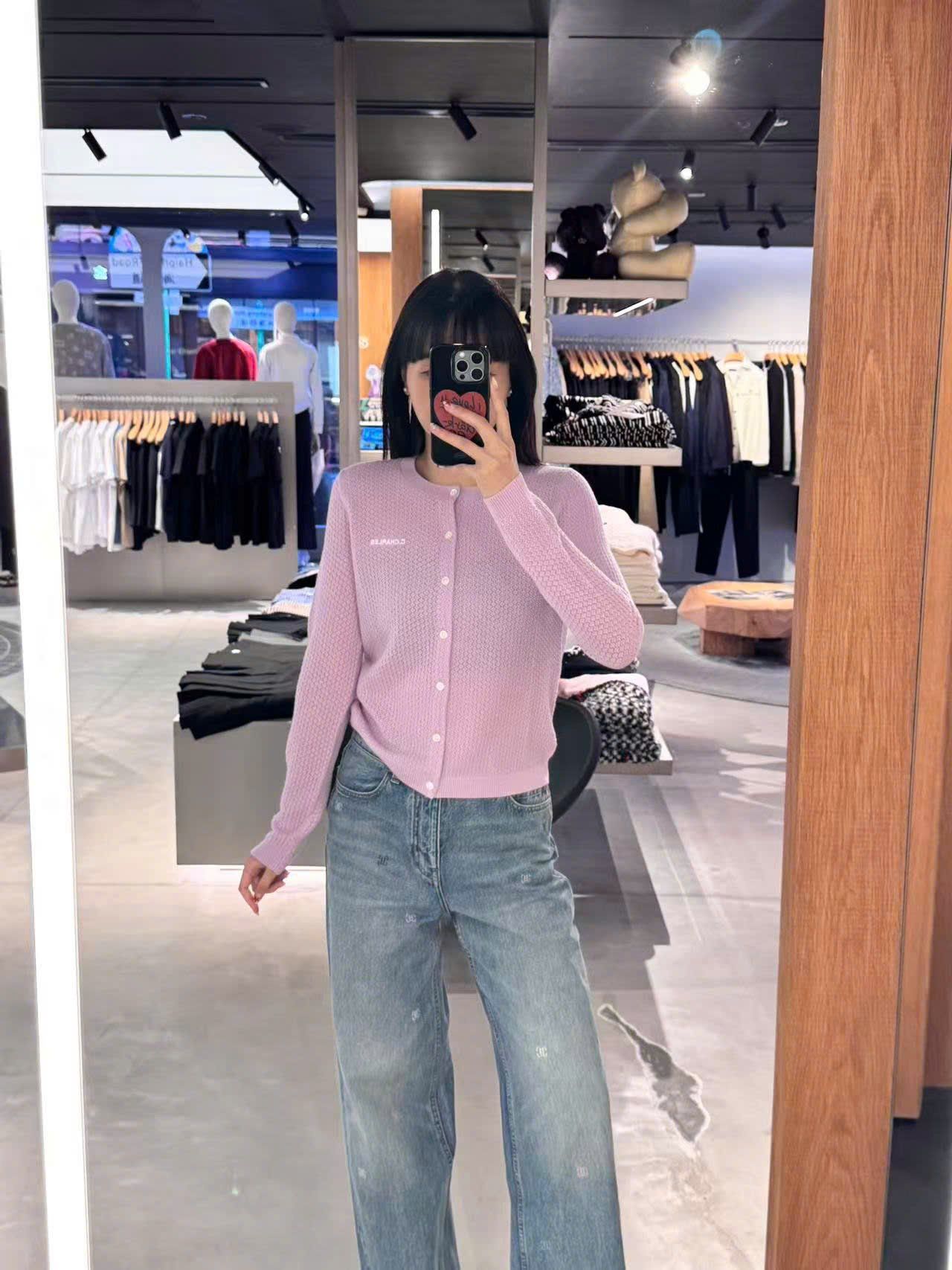  Áo CDG cotton hồng - chữ trắng 1 bên 