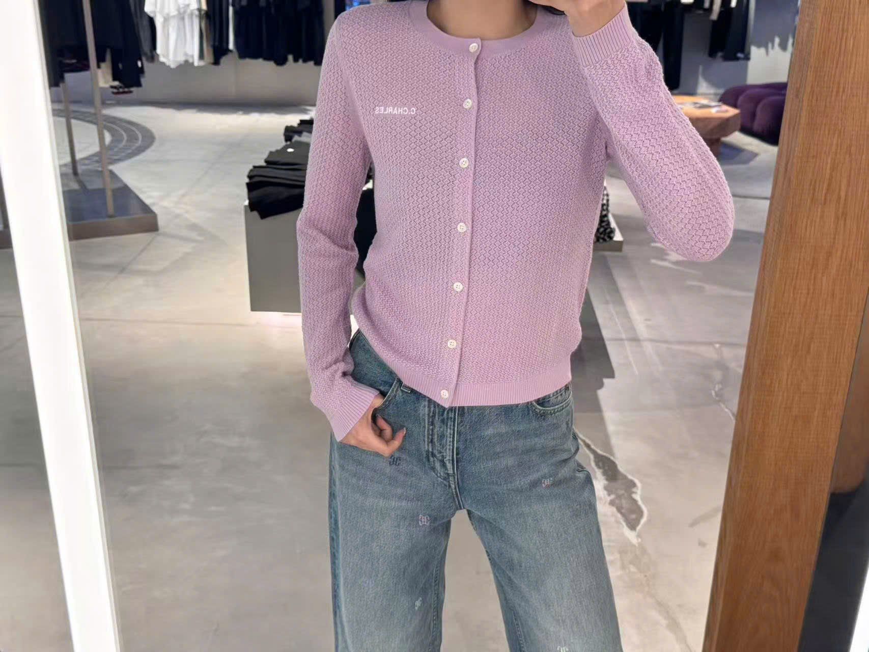  Áo CDG cotton hồng - chữ trắng 1 bên 