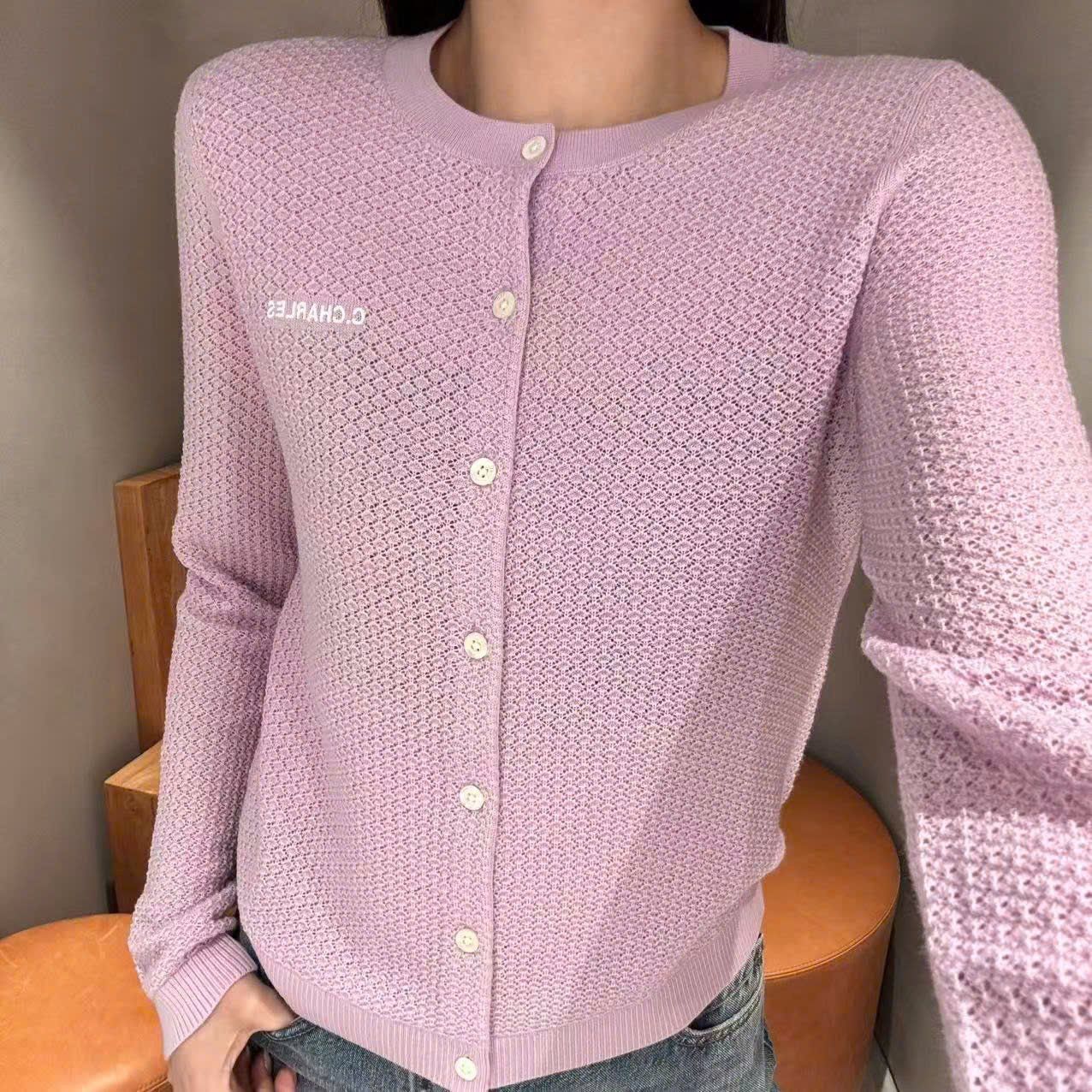  Áo CDG cotton hồng - chữ trắng 1 bên 