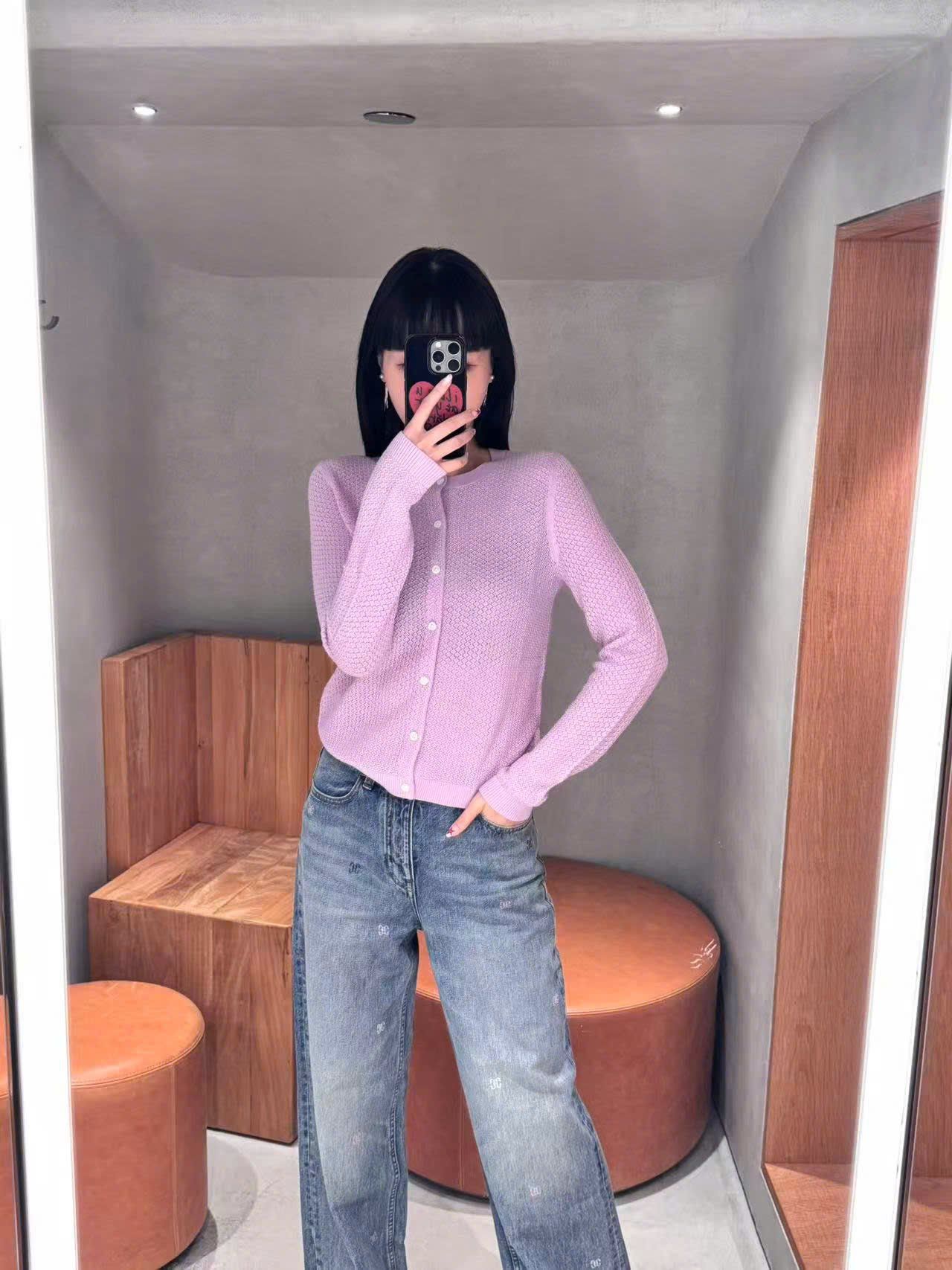  Áo CDG cotton hồng - chữ trắng 1 bên 