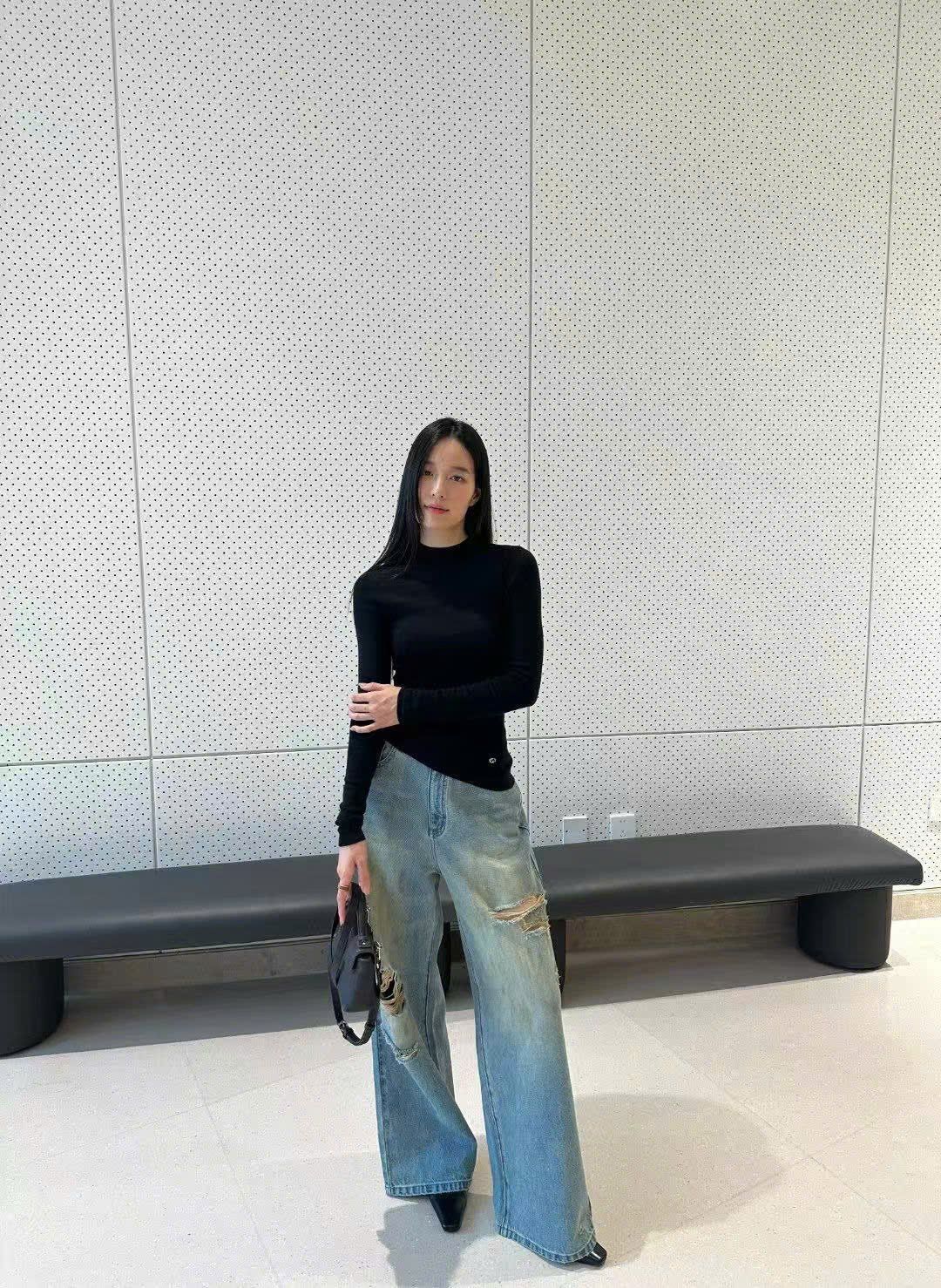  Cashmere - Áo len dài tay Đen 