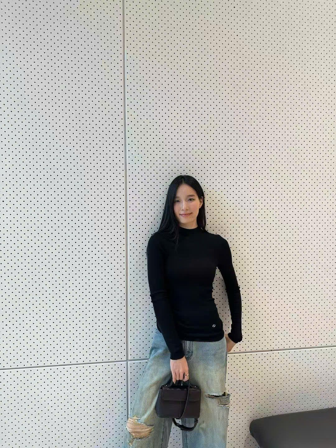  Cashmere - Áo len dài tay Đen 