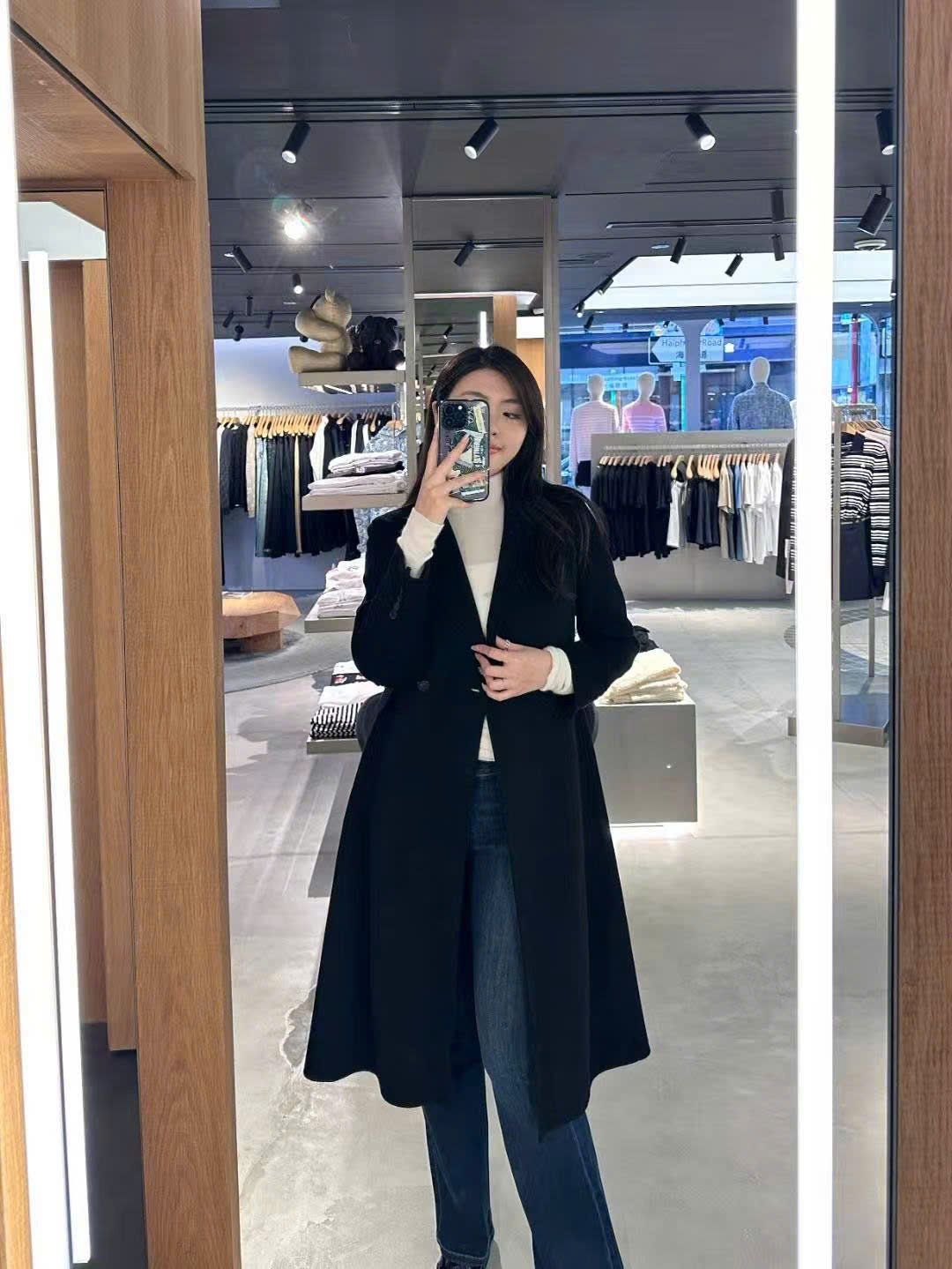  Áo dạ ép đen, dáng dài 2 cúc cài 