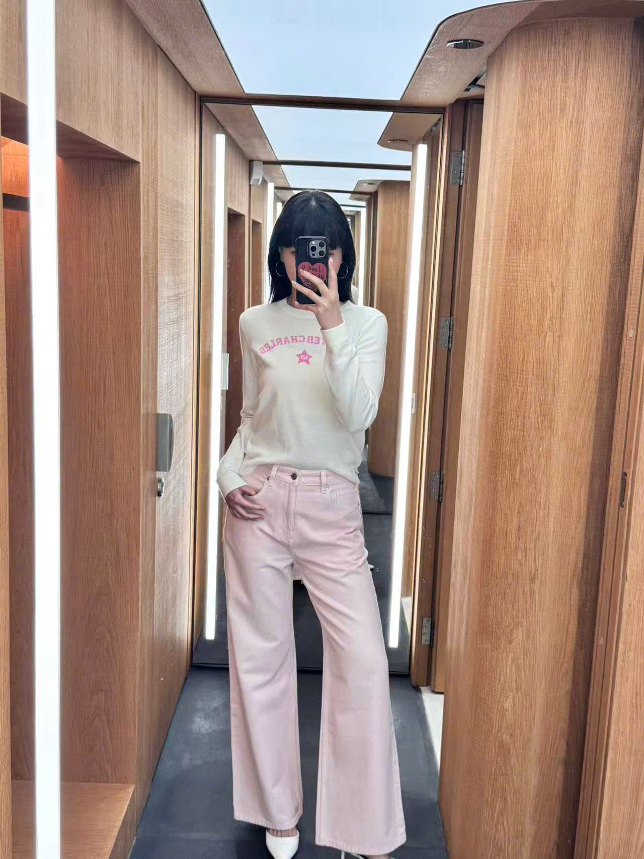  Áo kem dài tay chữ và sao hồng ngưc 