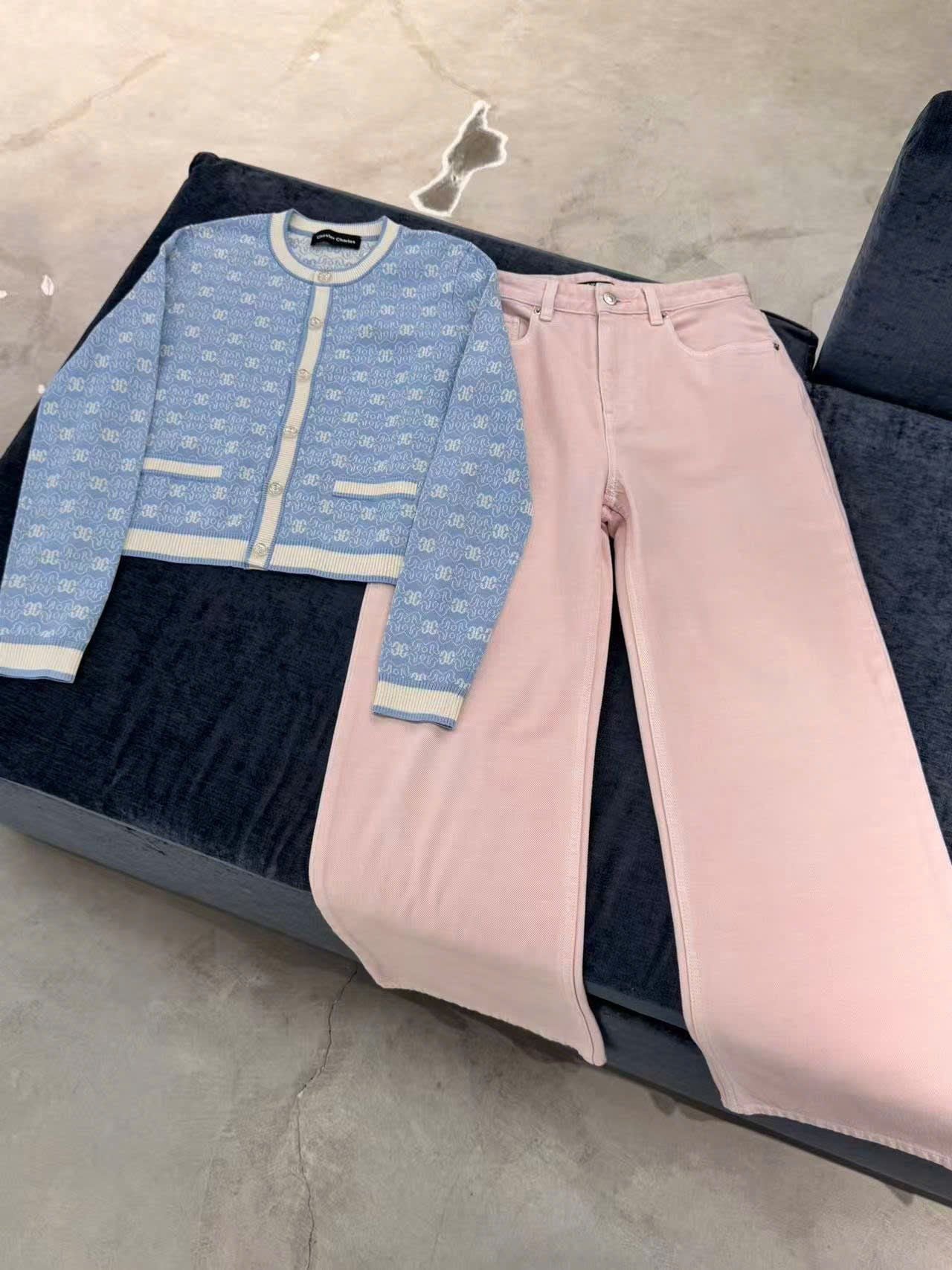  Áo CDG xanh biển full logo, viền trắng 