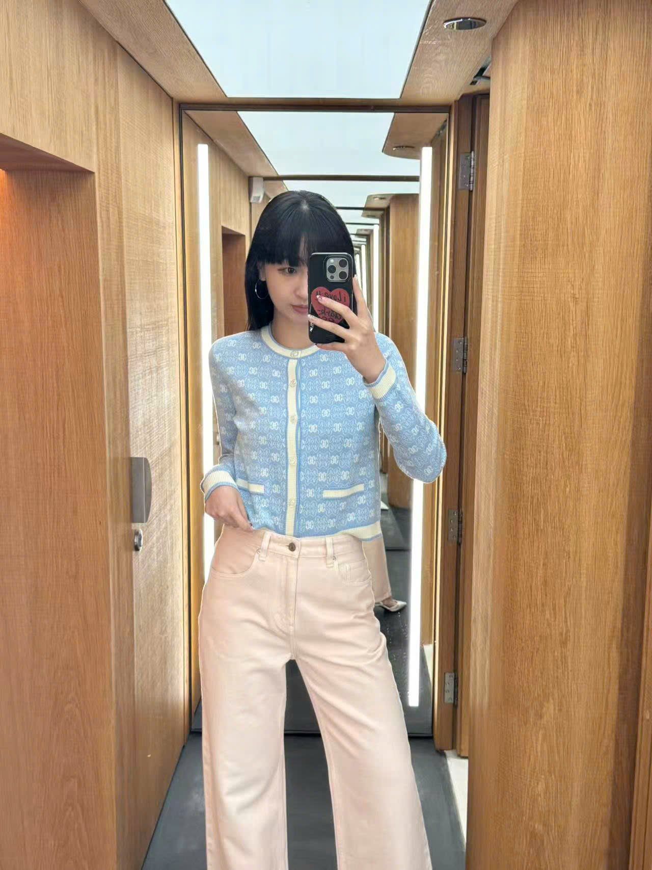  Áo CDG xanh biển full logo, viền trắng 