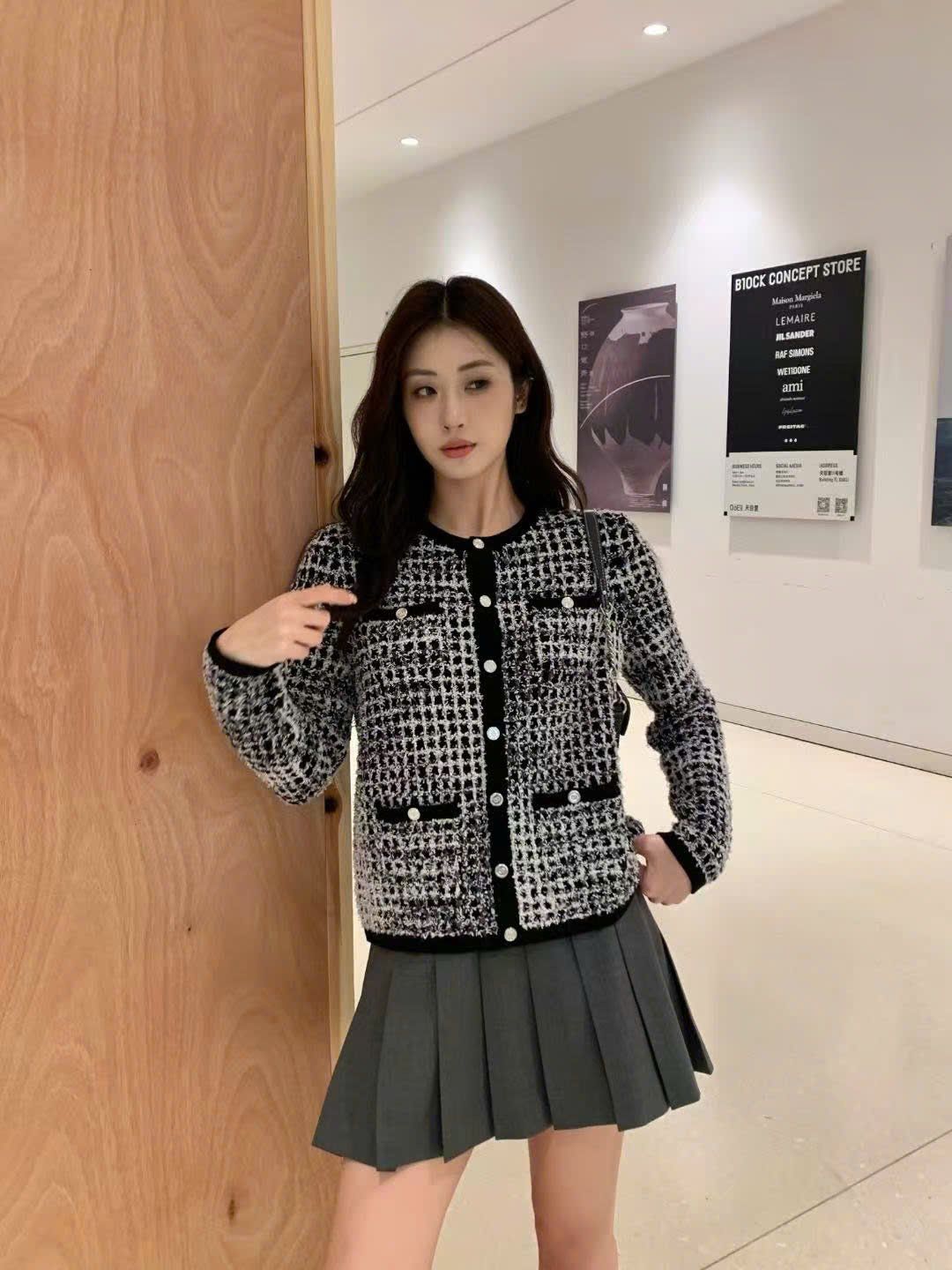  Áo CDG trắng xám ô vuông 