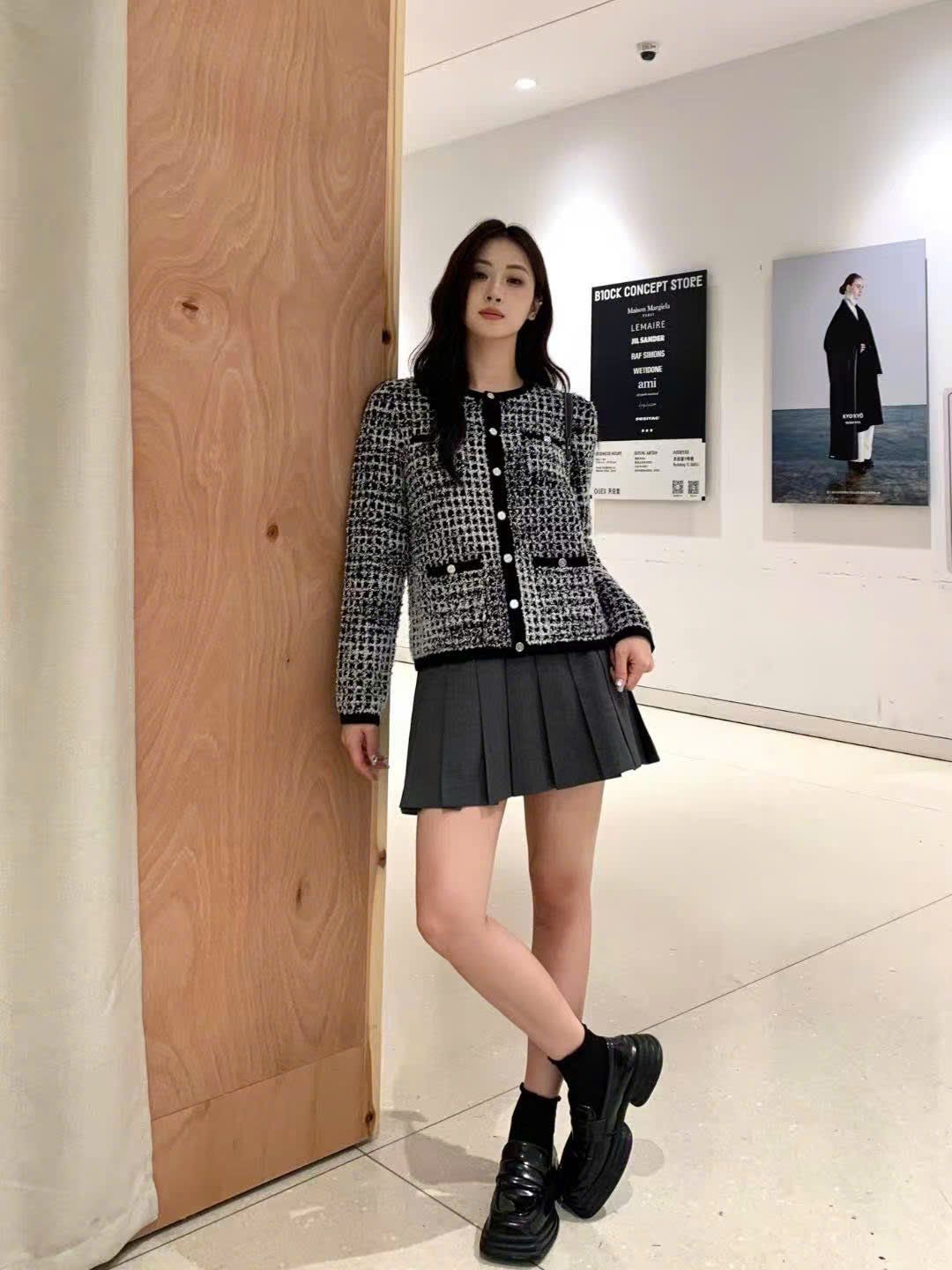  Áo CDG trắng xám ô vuông 