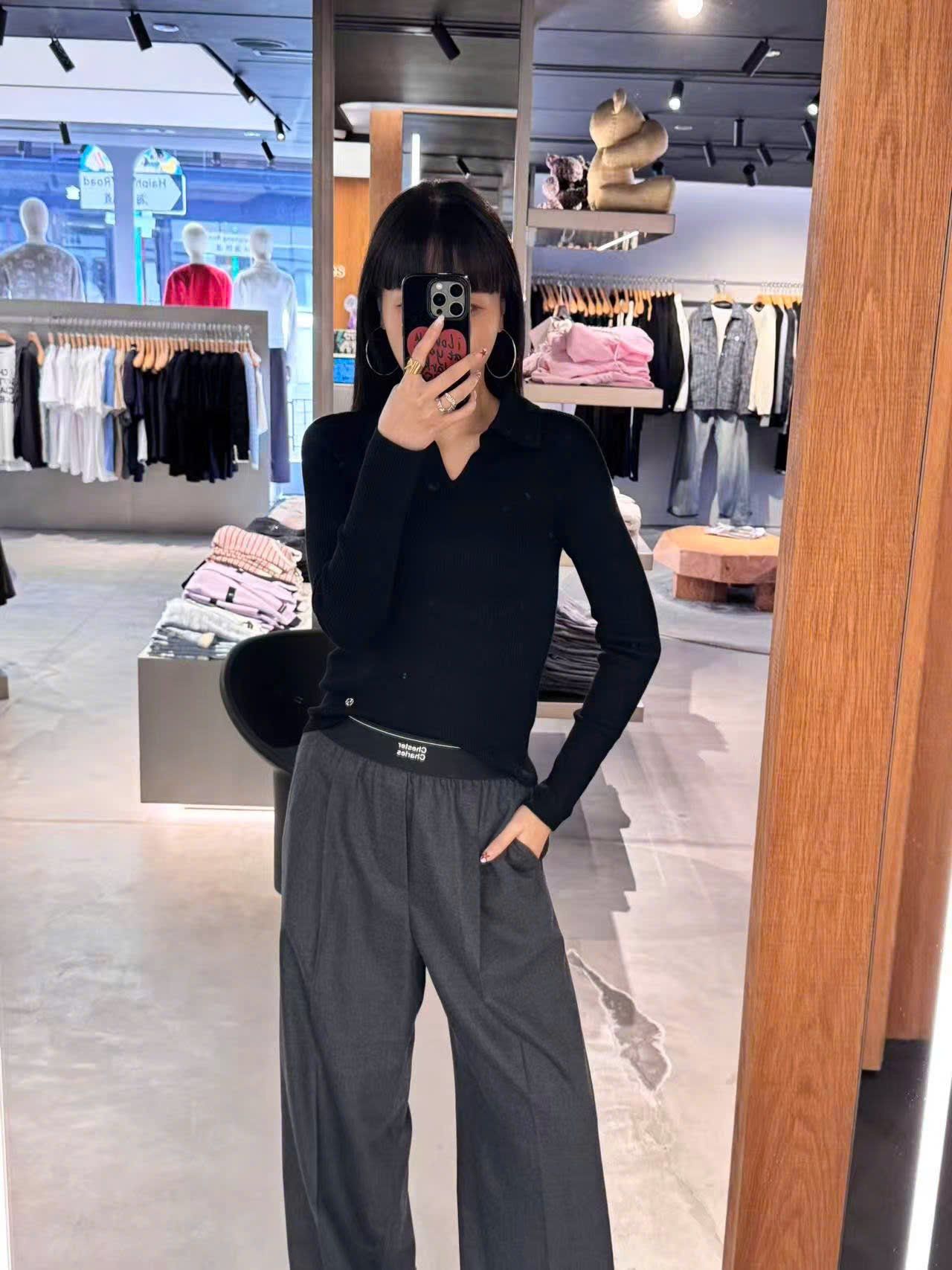  Quần vải xám cạp chun đen chữ trắng 