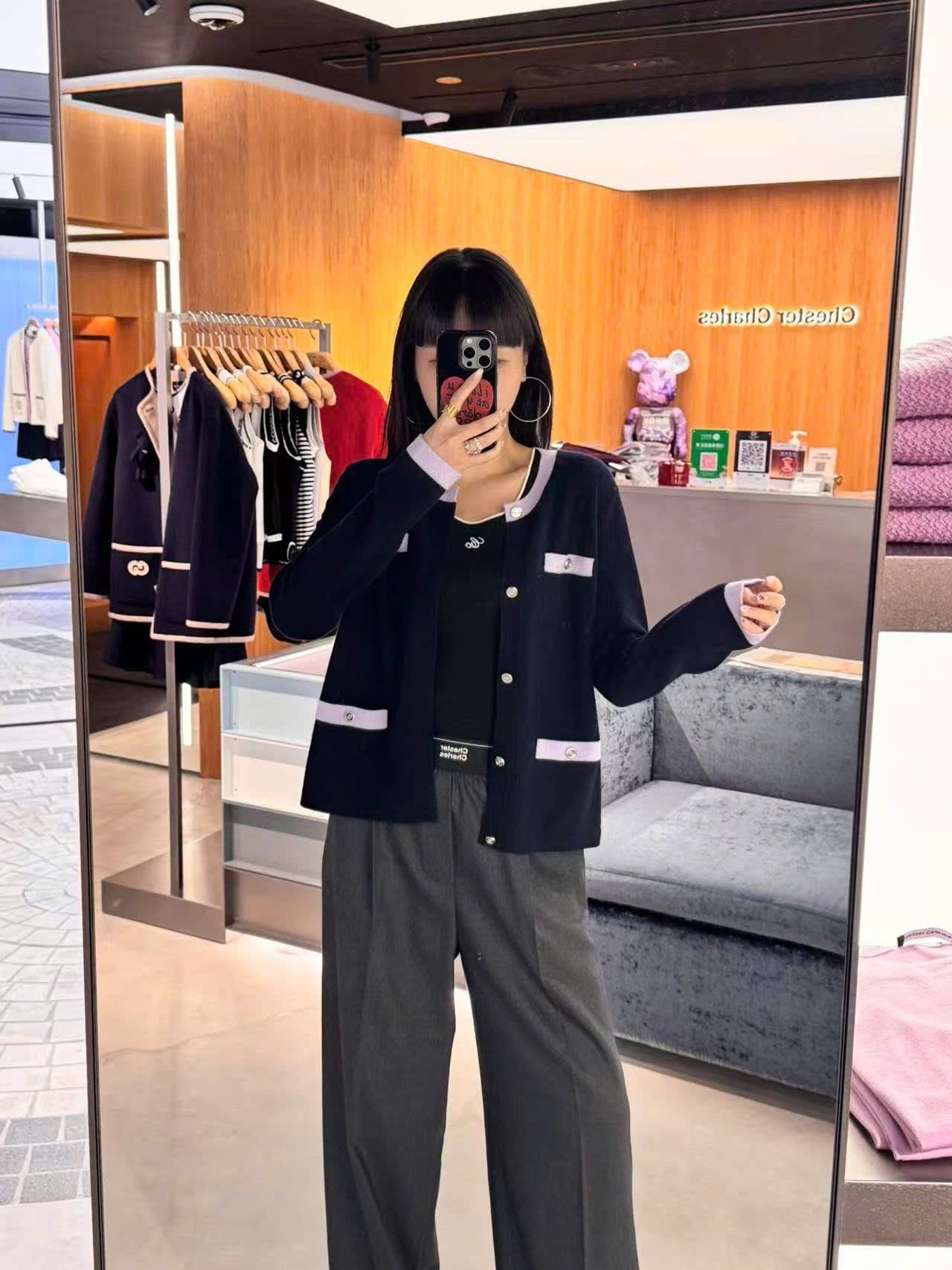  Quần vải xám cạp chun đen chữ trắng 