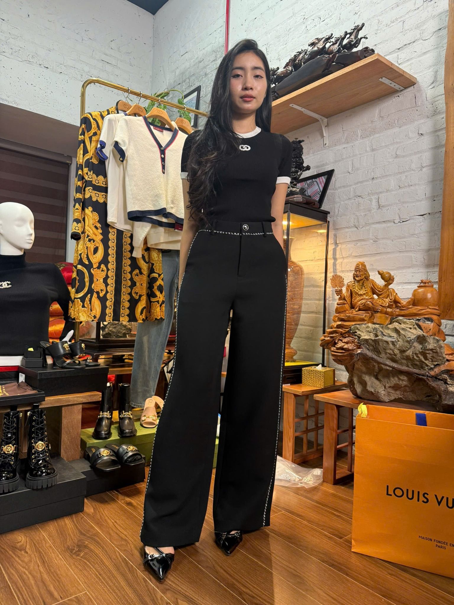  Quần vải đen 2 sọc 2 bên 