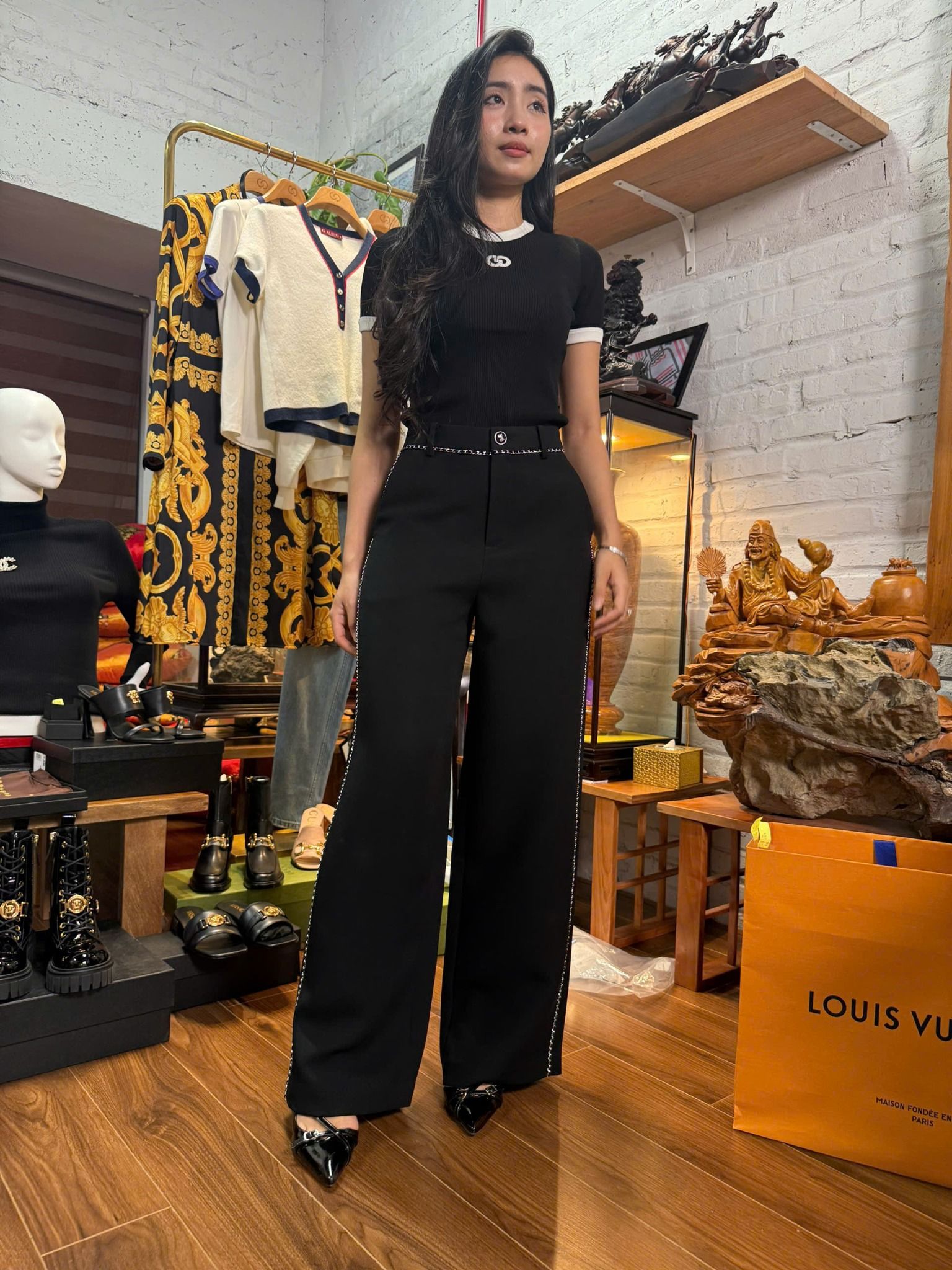  Quần vải đen 2 sọc 2 bên 