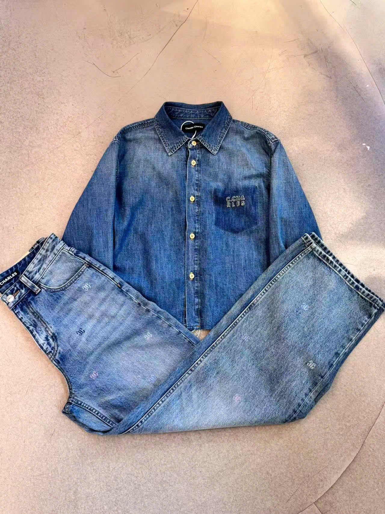  Áo Sơ mi jean xanh, túi áo chữ, tay lật nâu 