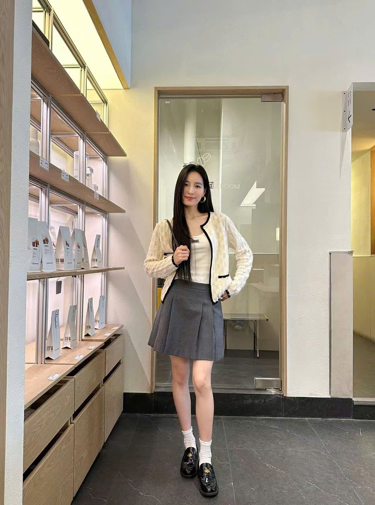  Áo CDG ô vuông trắng viền đen new25 