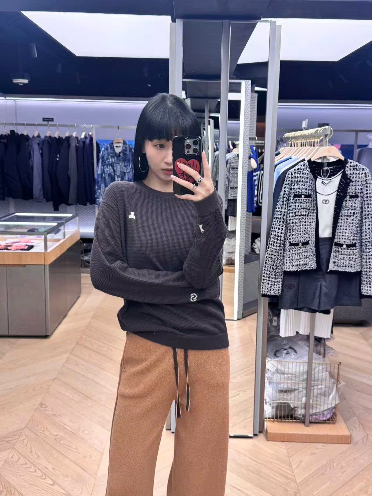  Quần dạ nâu dây rút đen 