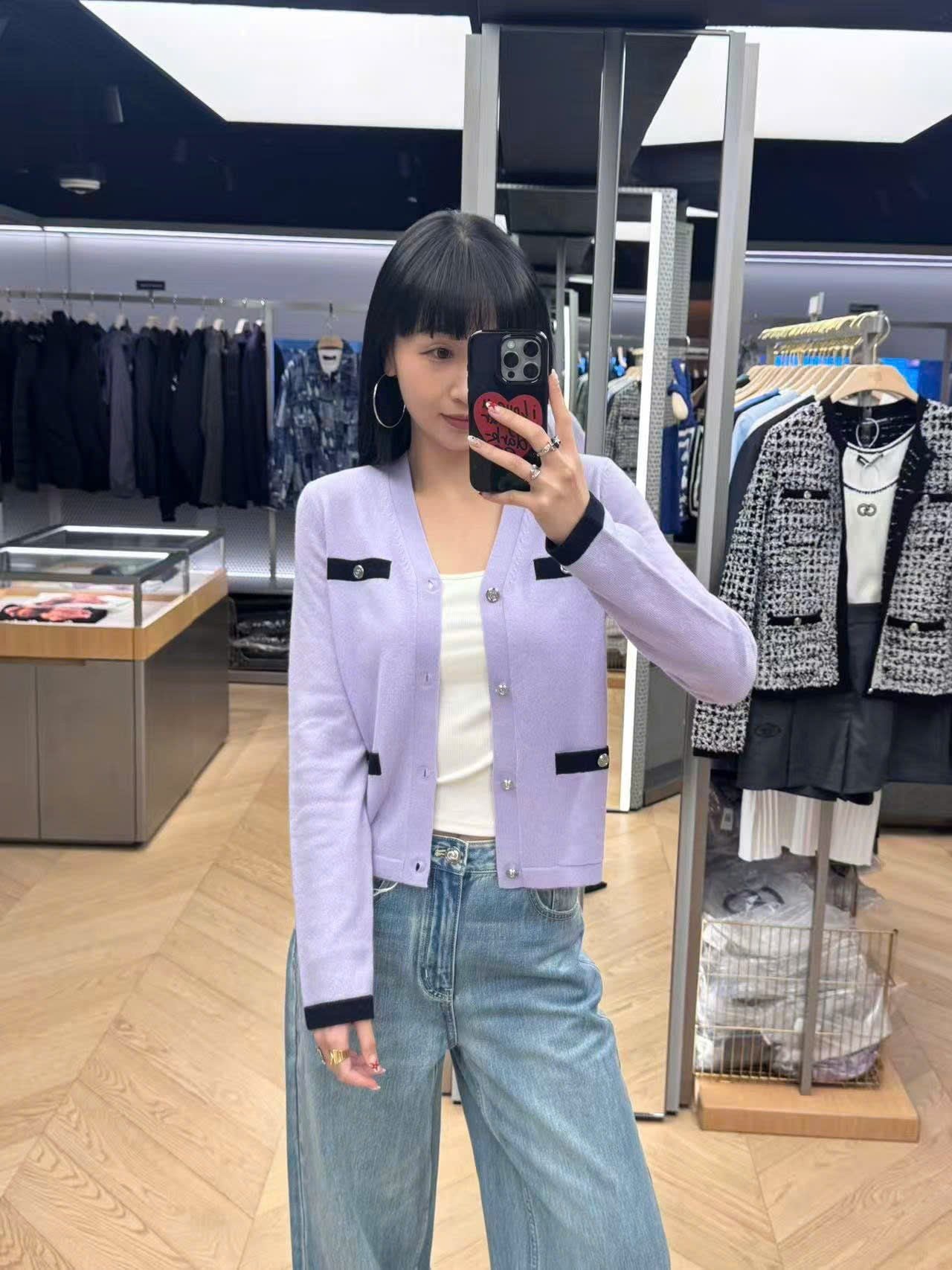  2.Áo CDG tím 4 viền túi đen trước 