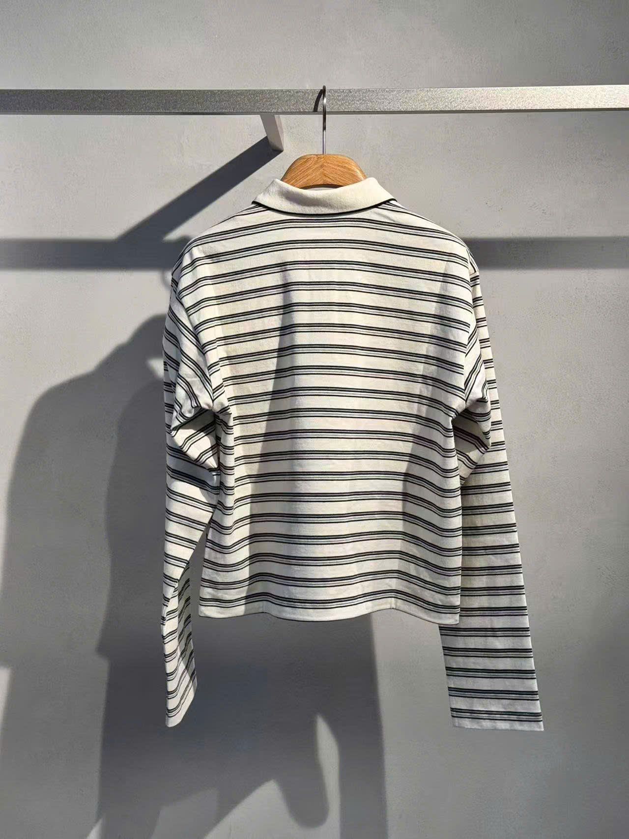  Áo polo cổ trắng, kẻ đen dài tay 