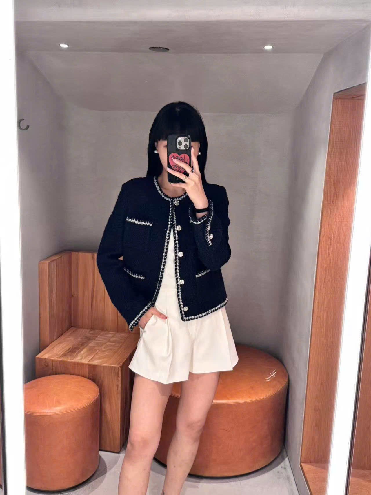  3. Áo Tweed Xanh navy viền trắng 