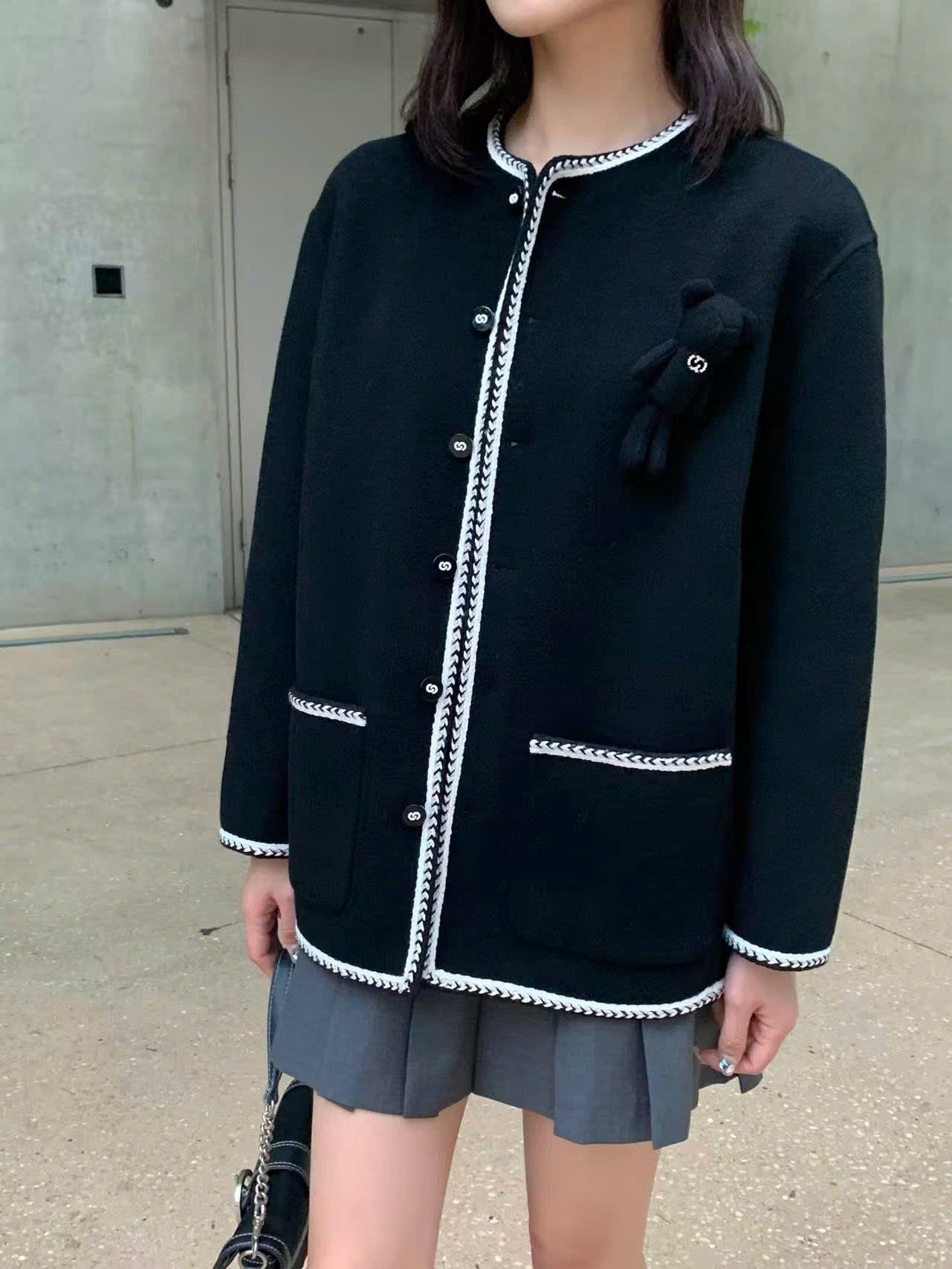  3.Áo khoác dạ Gấu ngực - Xanh đen 