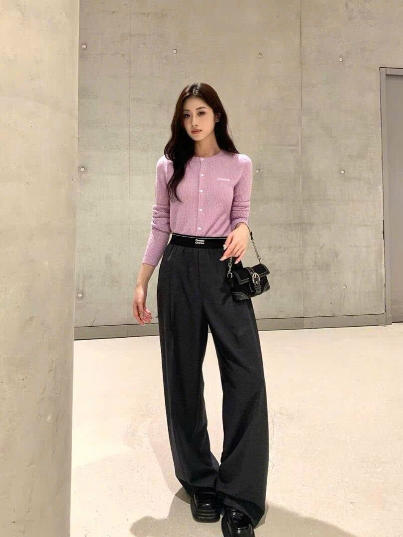  Quần vải xám cạp chun đen chữ trắng 