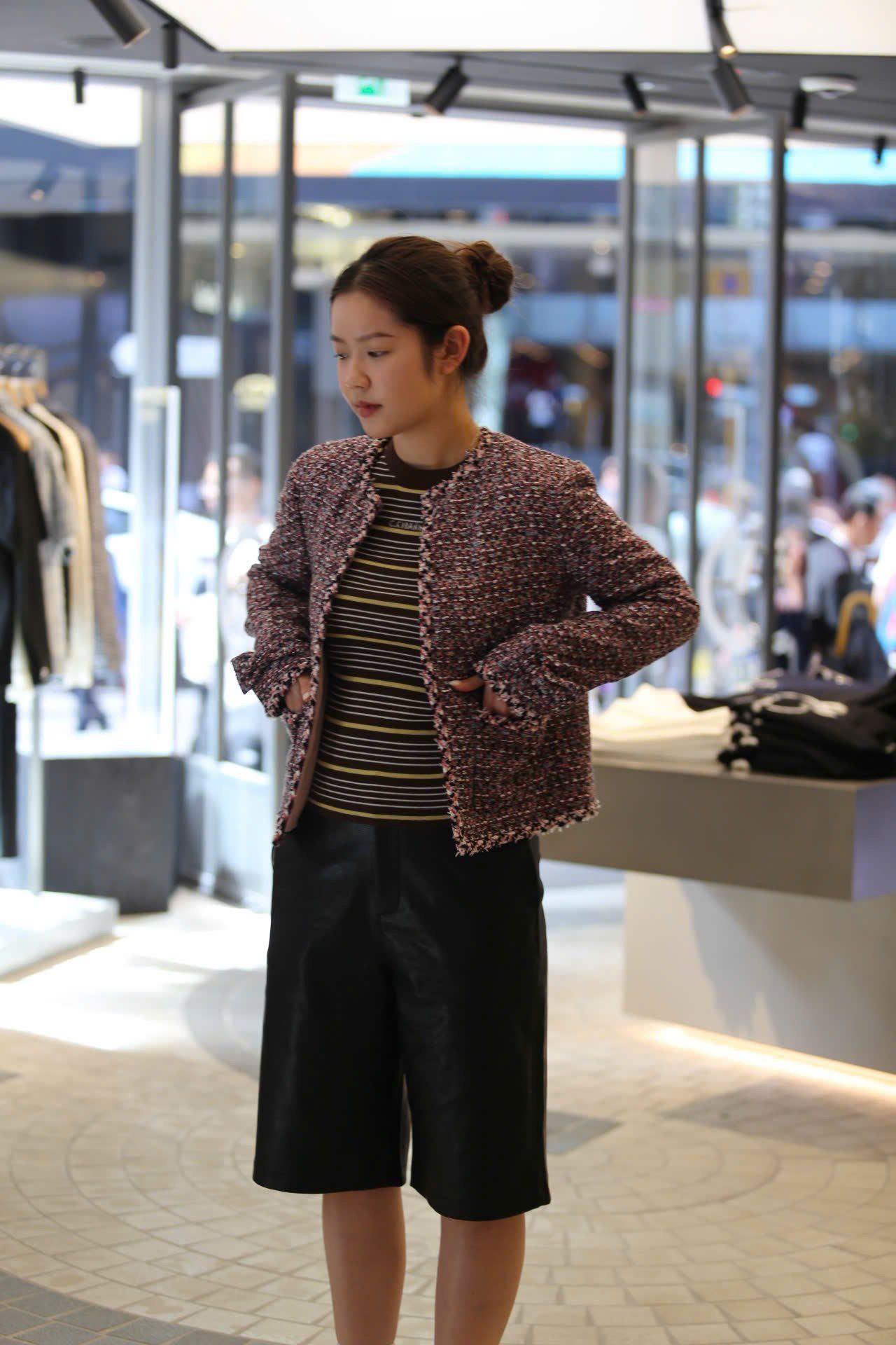  Áo thun dài tay kẻ vàng nâu 