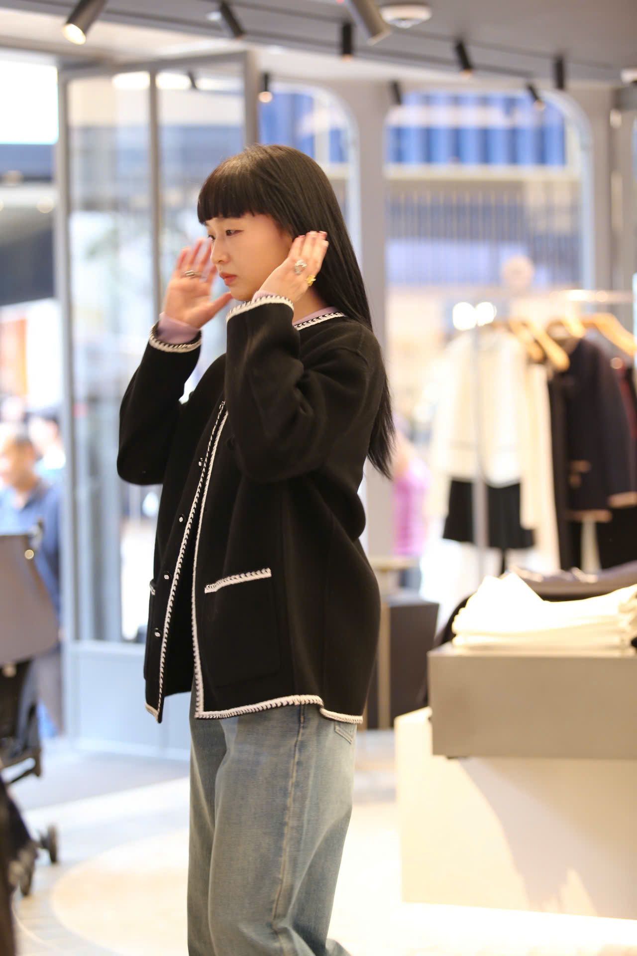  3.Áo khoác dạ Gấu ngực - Xanh đen 