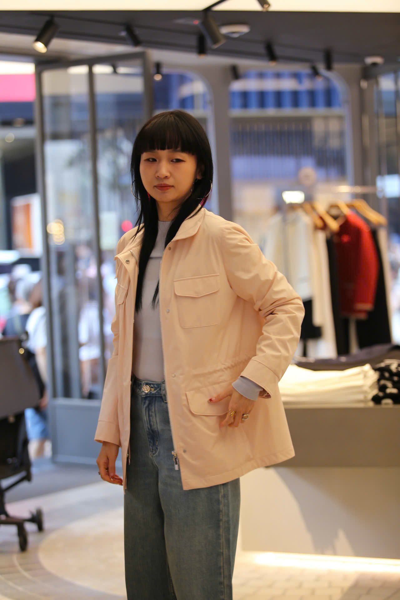  Áo khoác gió hồng phấn 4 túi hộp 