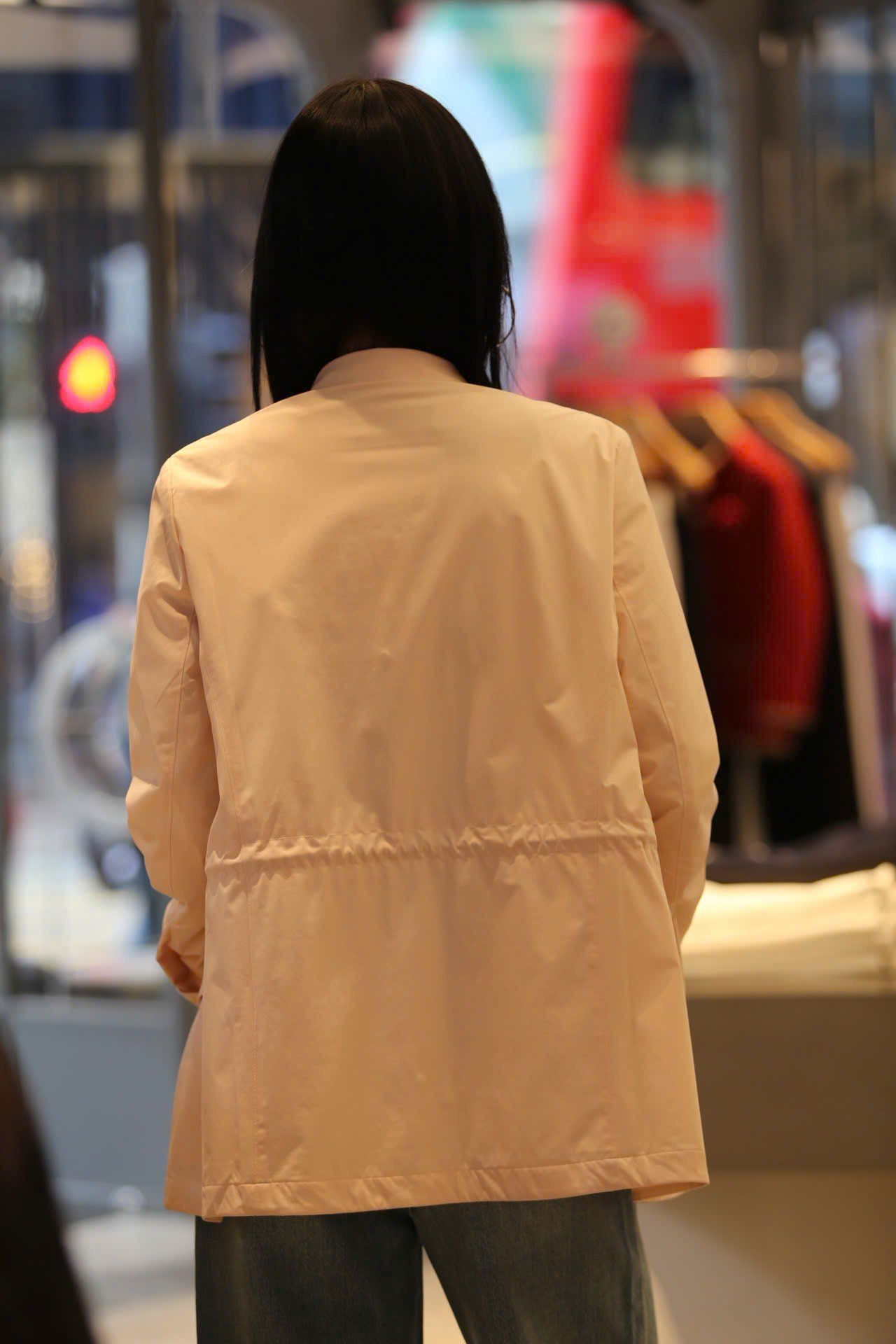  Áo khoác gió hồng phấn 4 túi hộp 