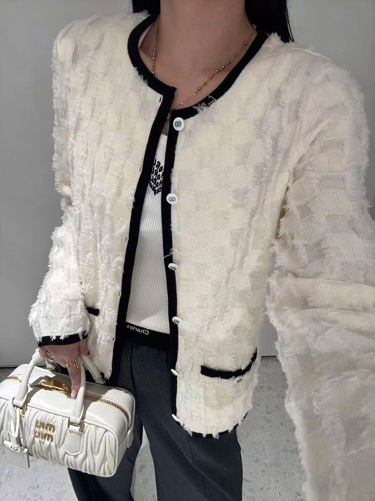  Áo CDG ô vuông trắng viền đen new25 