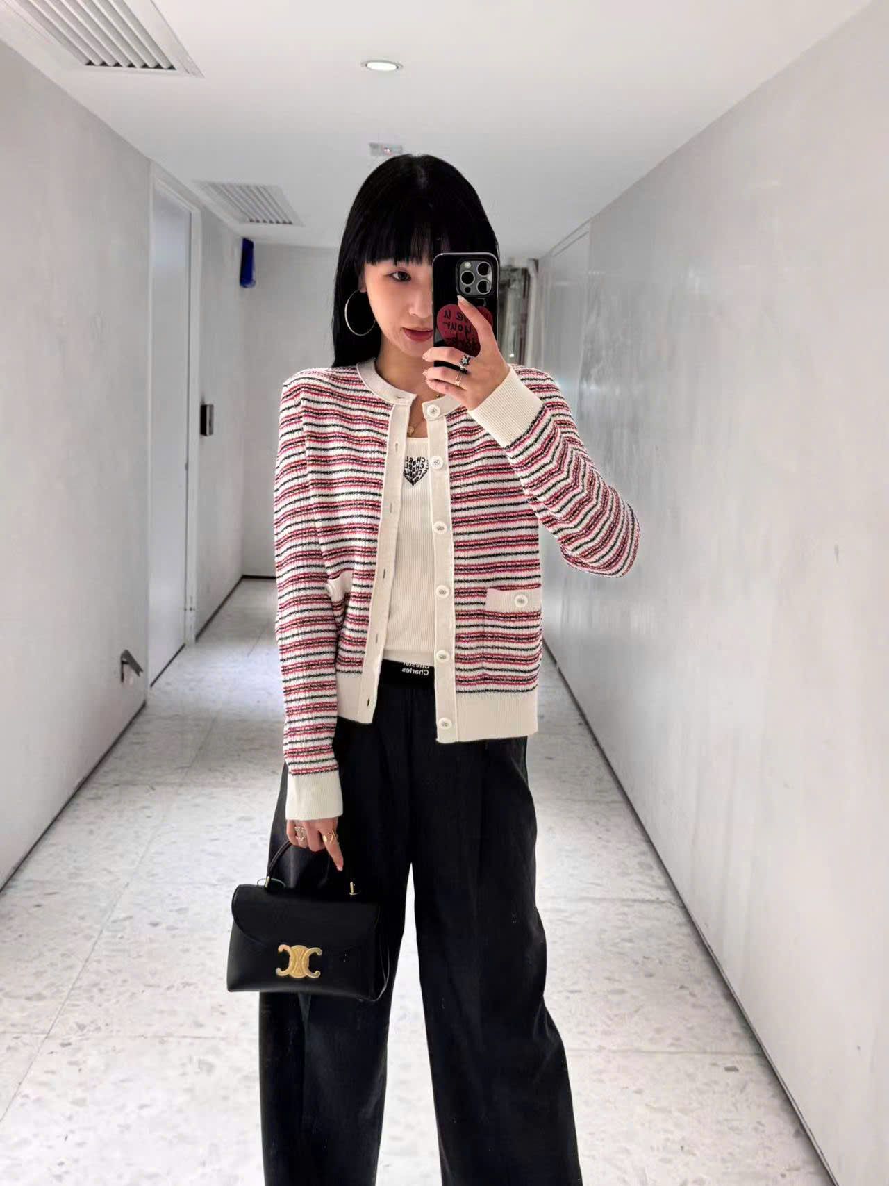  Áo CDG trẳng kẻ đỏ viền trắng 