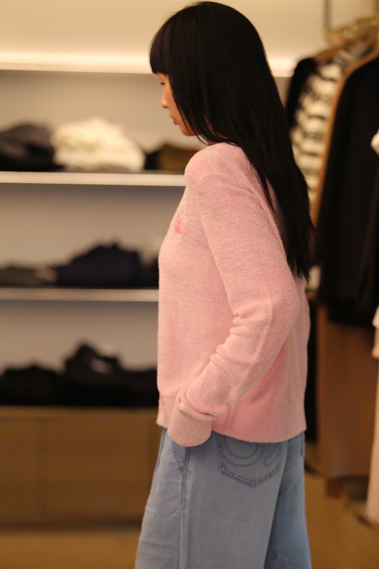  Áo CDG hồng dài tay gấu nhỏ 1 bên 