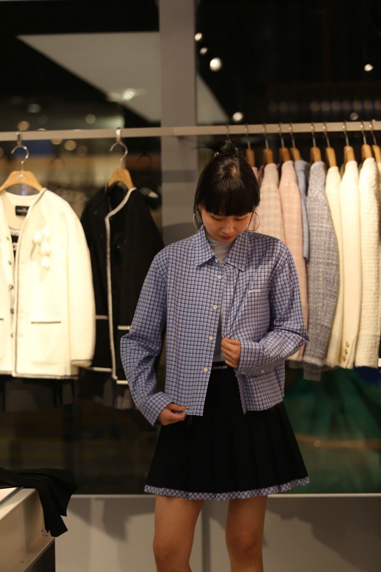  Áo sơ mi dáng ngắn Xanh lam kẻ 