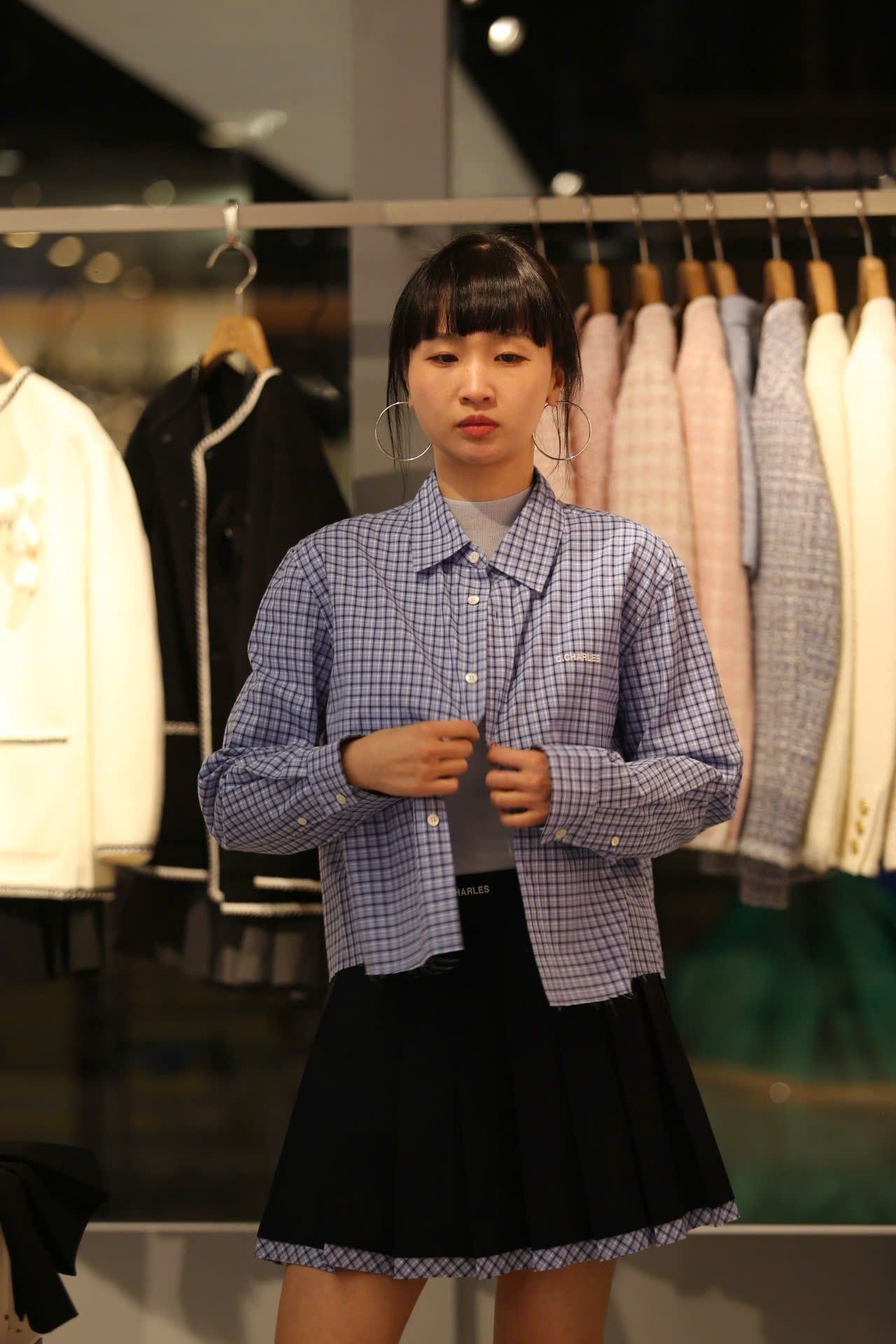  Áo sơ mi dáng ngắn Xanh lam kẻ 