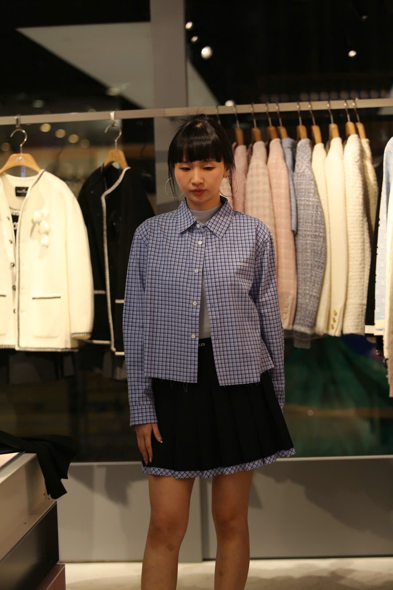  Áo sơ mi dáng ngắn Xanh lam kẻ 