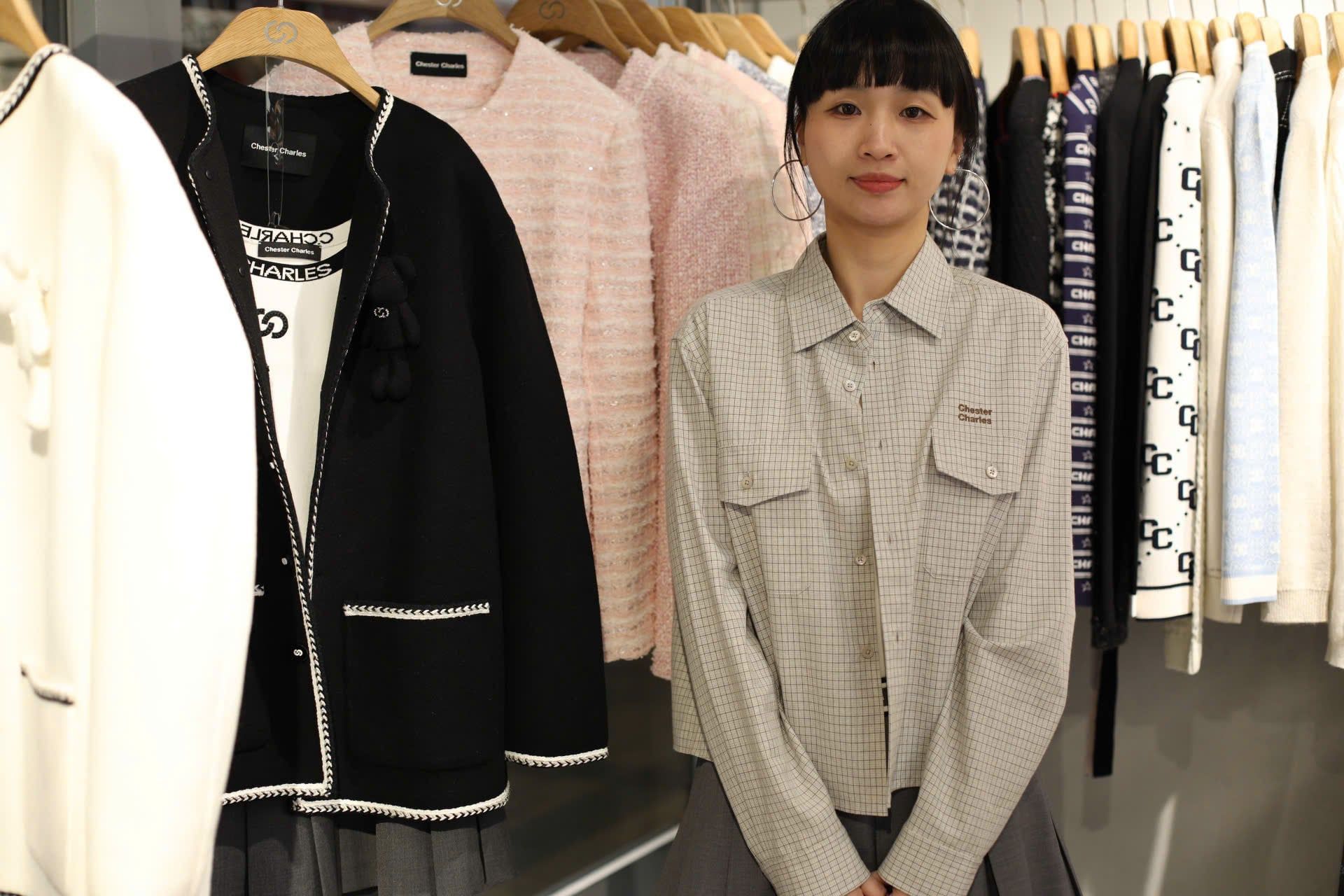  Áo sơ mi kẻ, màu be sáng 2 túi trước 