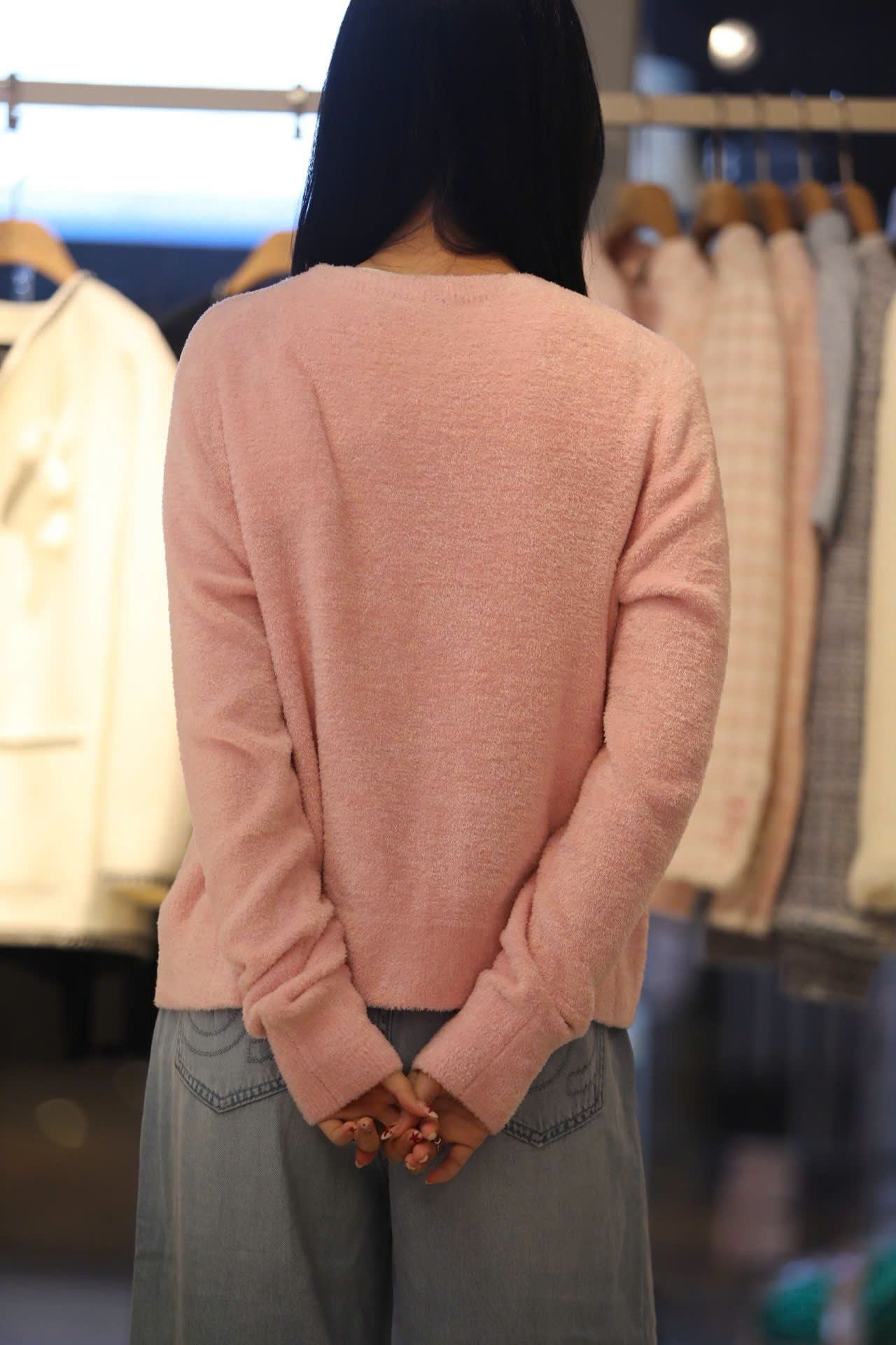  Áo CDG hồng dài tay gấu nhỏ 1 bên 