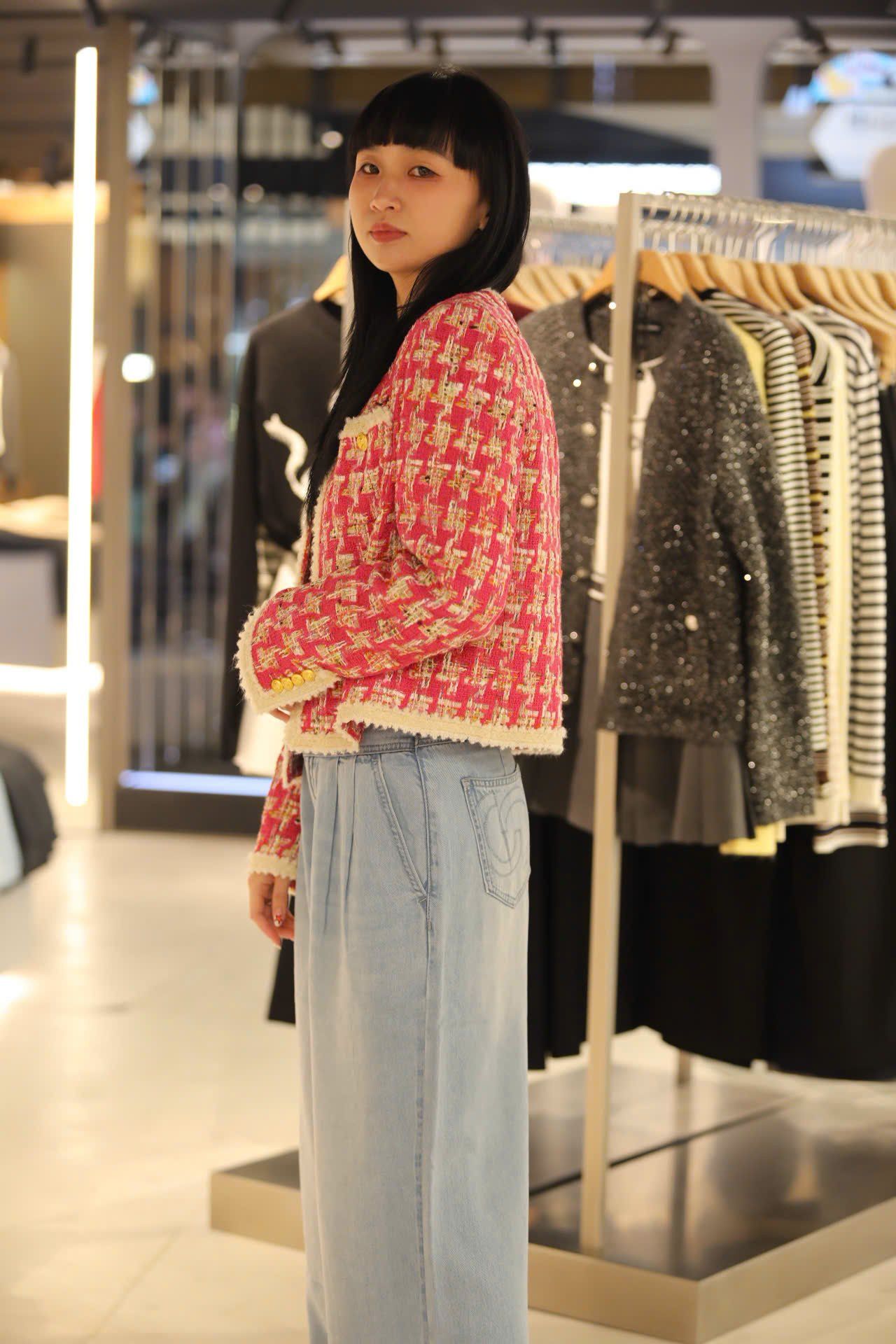  Quần jean giấy xanh logo tròn túi sau 