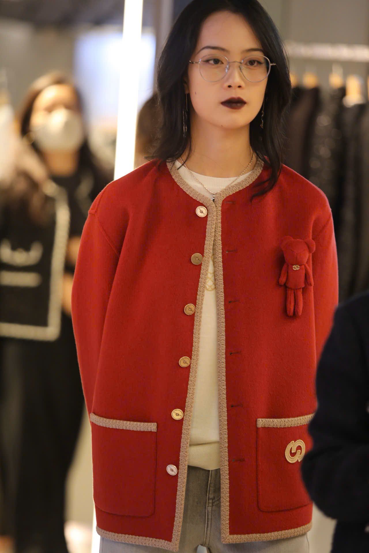  4.Áo khoác dạ Gấu ngực - Đỏ 