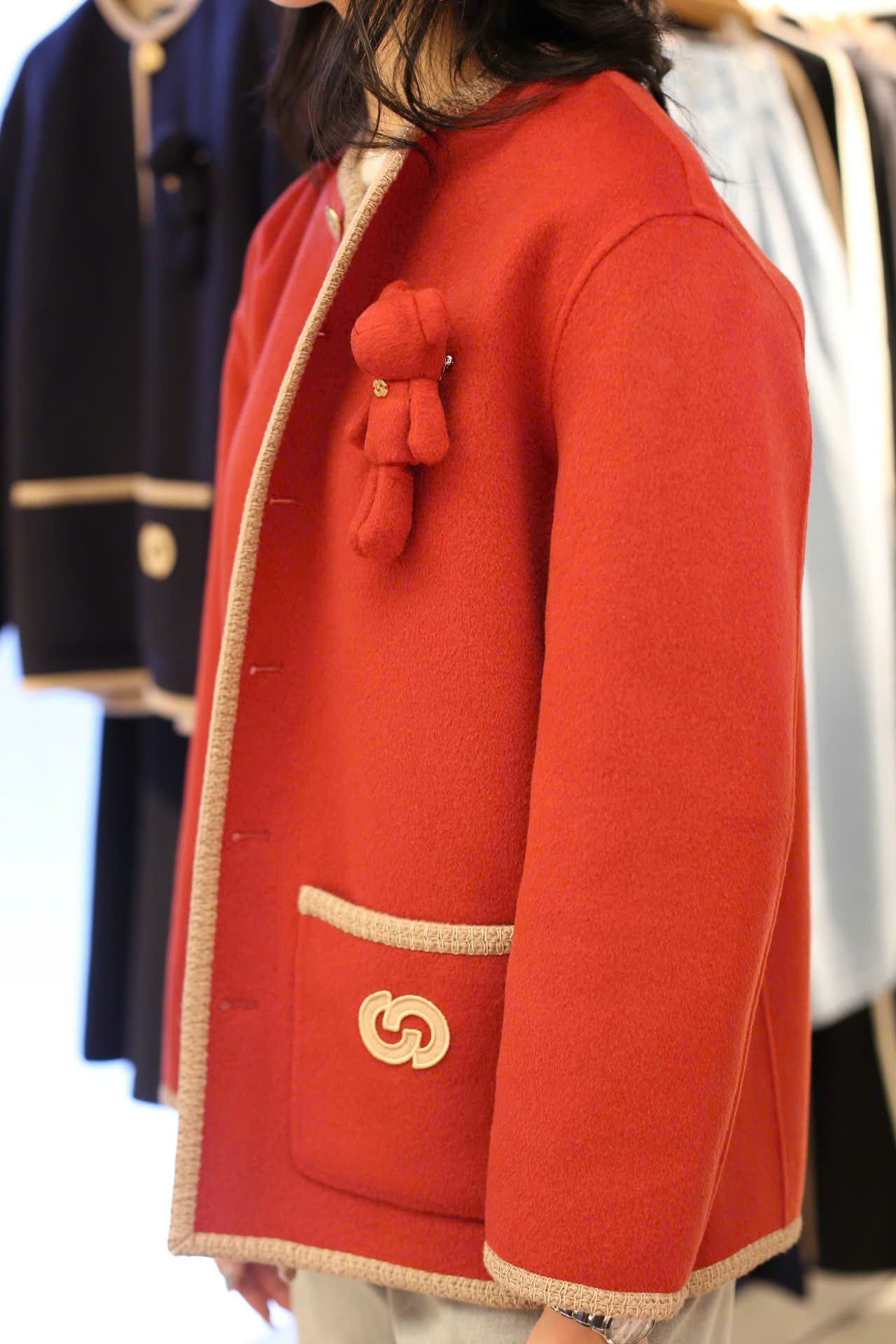  4.Áo khoác dạ Gấu ngực - Đỏ 