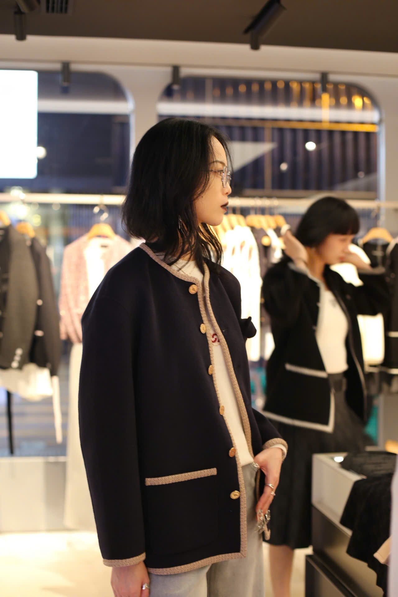  5.Áo khoác dạ Gấu ngực - Navy 