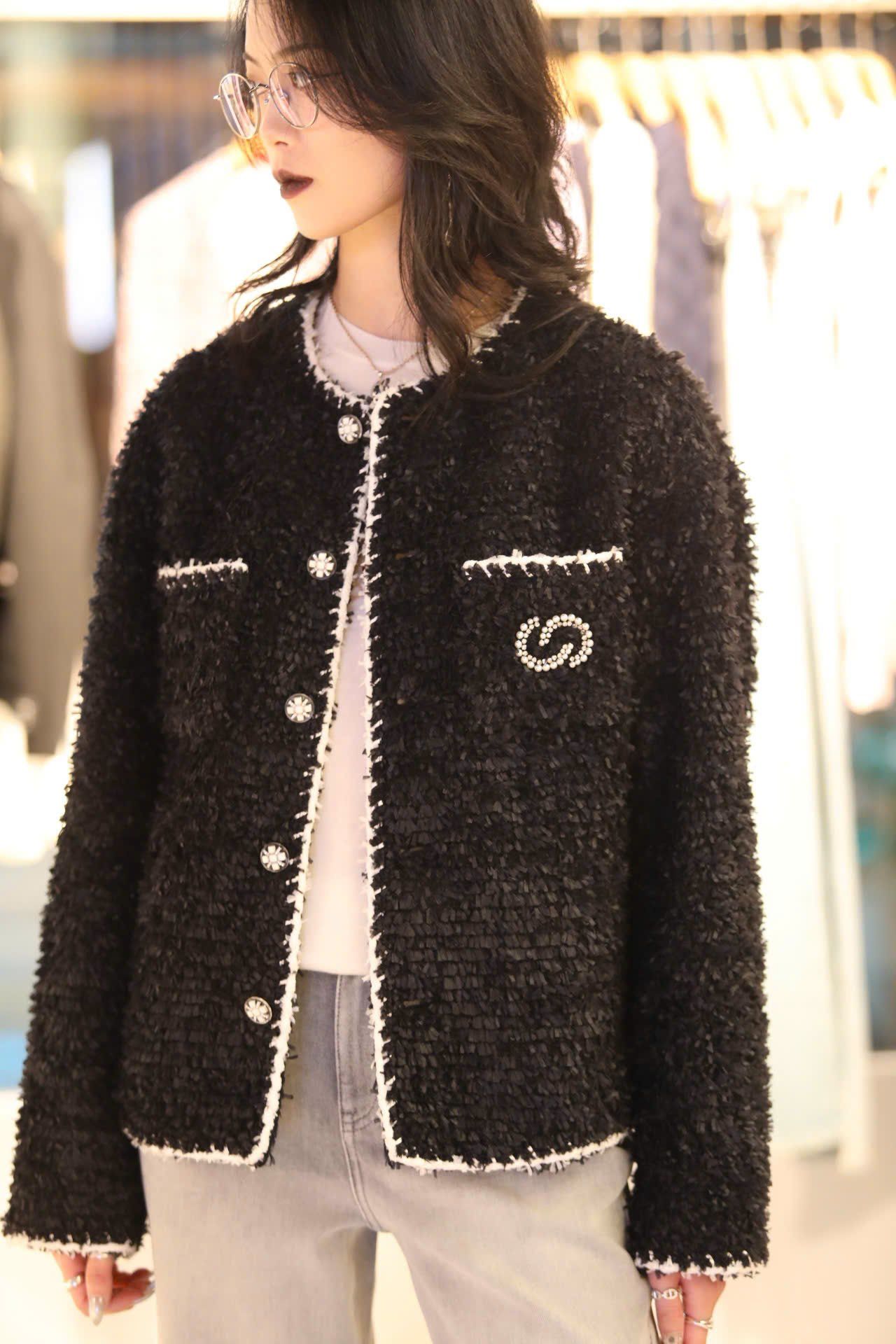  Áo khoác lông logo CC 