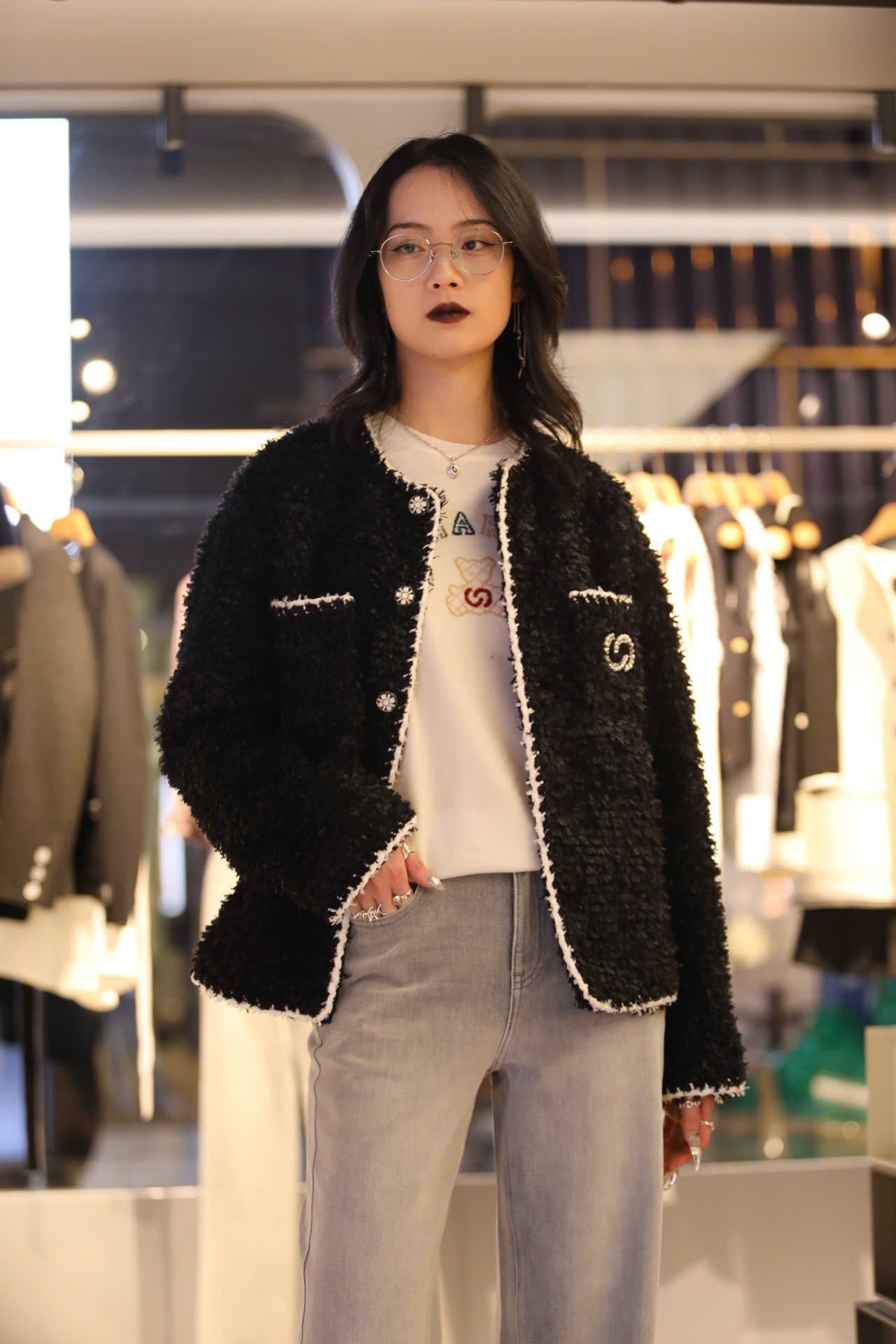  Áo khoác lông logo CC 