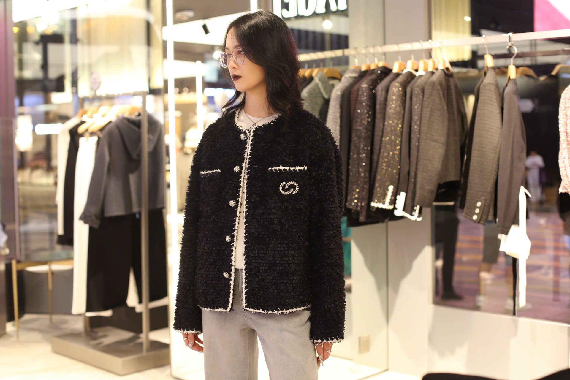  Áo khoác lông logo CC 