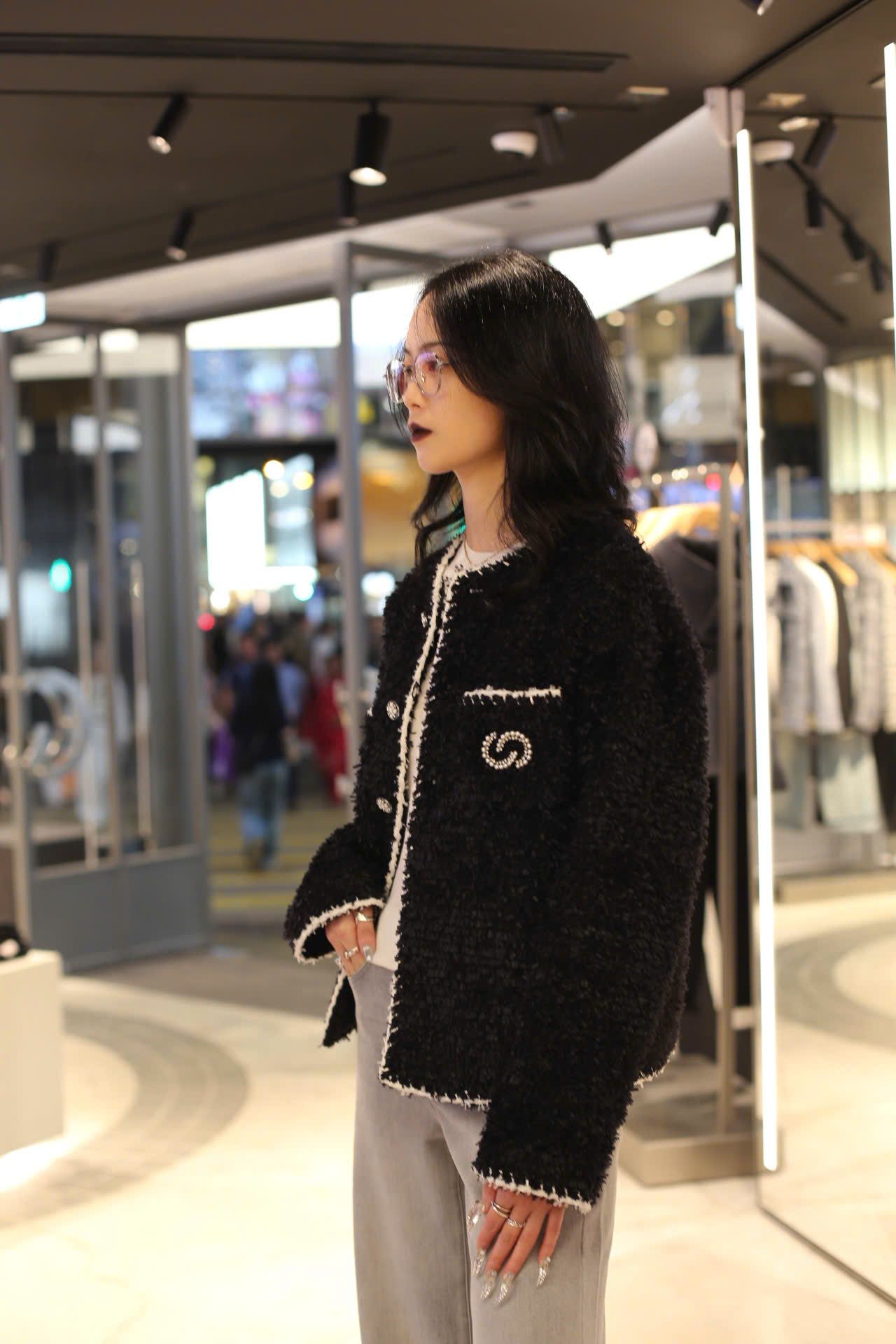  Áo khoác lông logo CC 