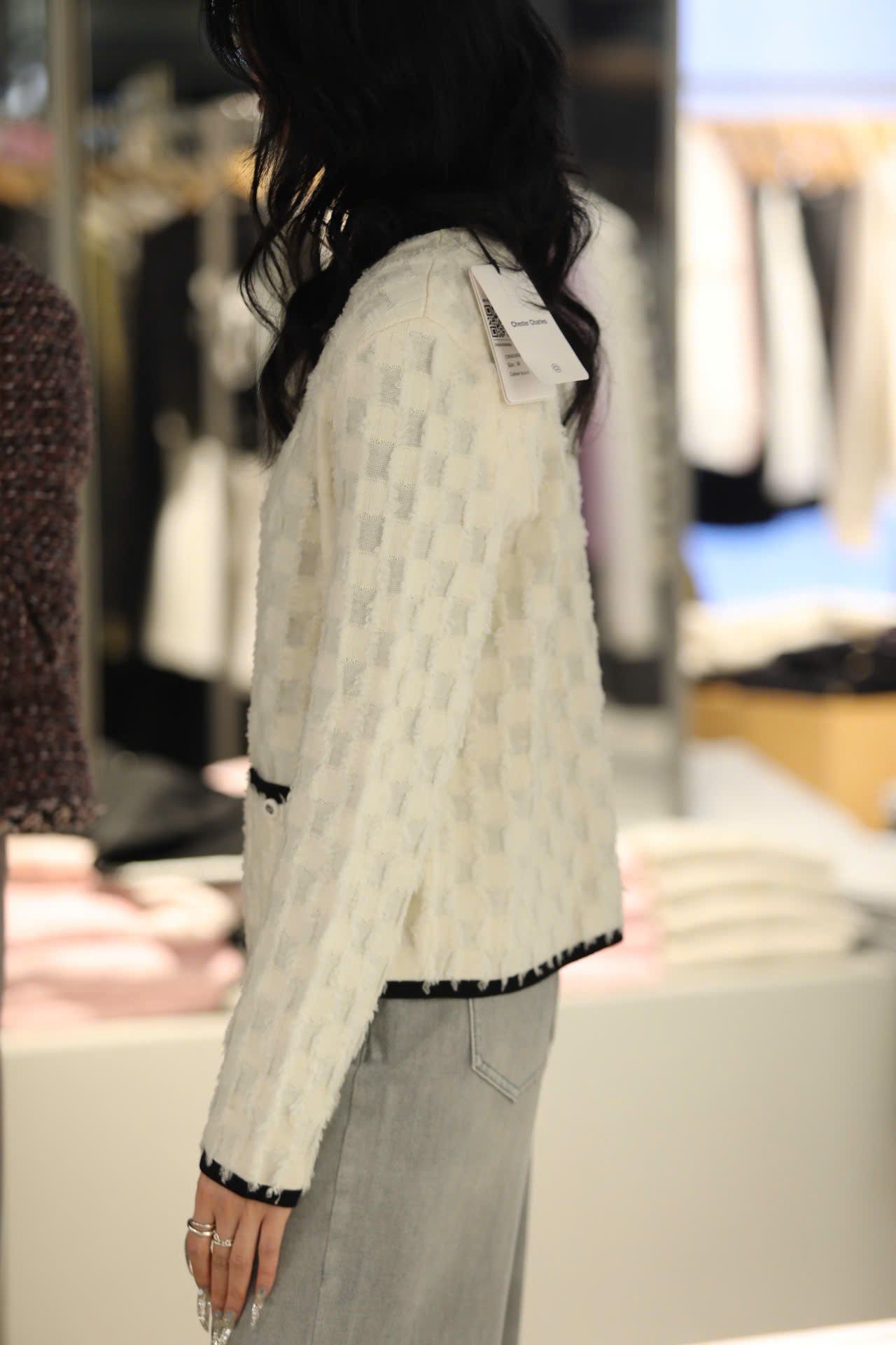  Áo CDG ô vuông trắng viền đen new25 