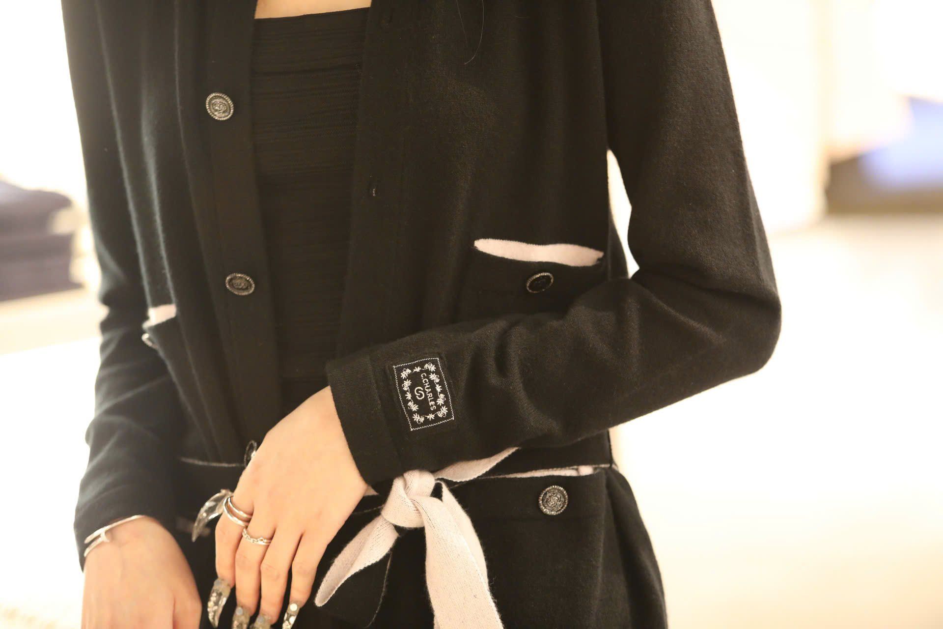  Áo CDG đen 4 túi kèm dây đai 