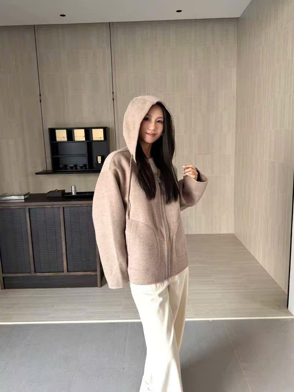  Áo dạ ép Nâu có mũ lót full logo 